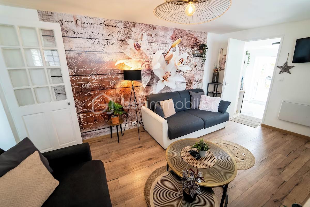 Immeuble 8 pièces 105 m² · à Équemauville · 105 m² · 284 000 €