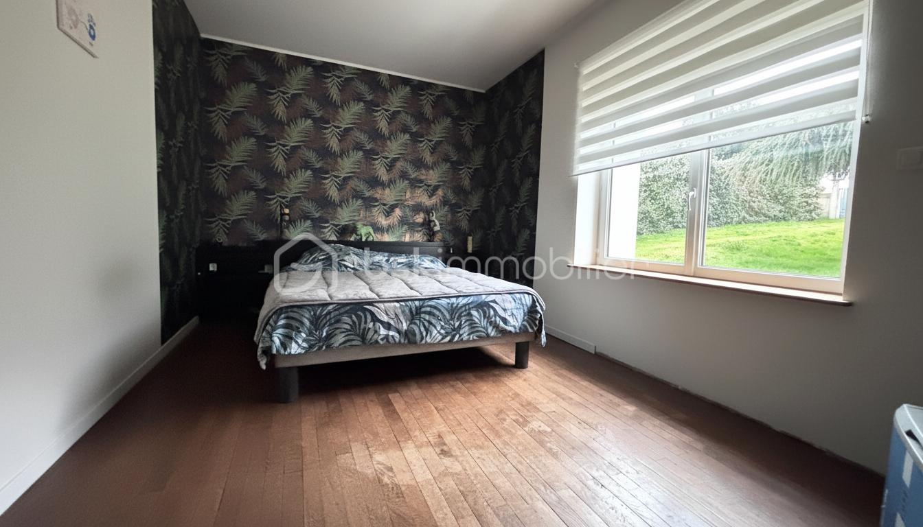 Maison de 200 m² - generated_2026-01-22T13_24_42.668.jpg