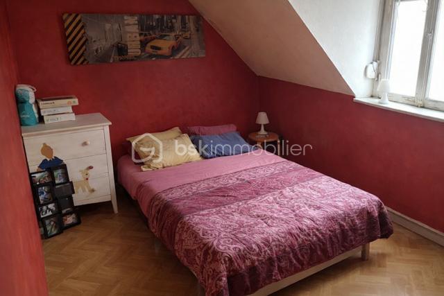 delarque chambre rouge (1).PNG