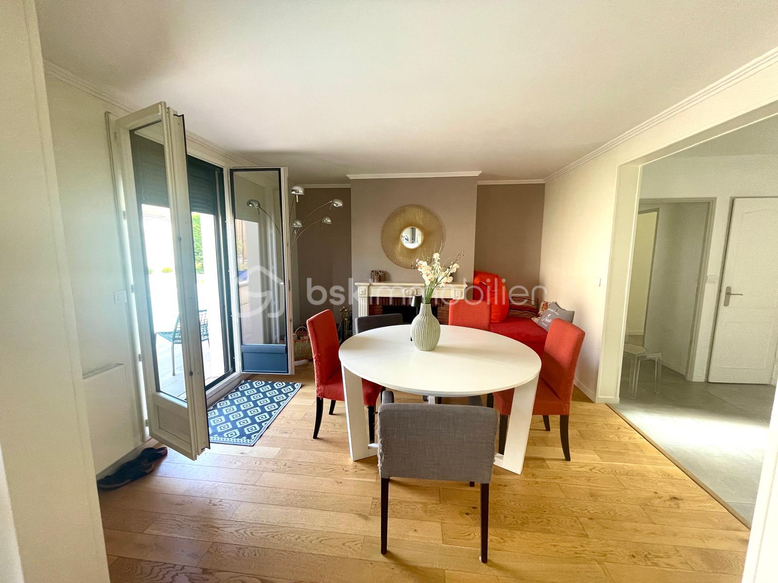 Maison de 227 m² - 2b5d6a17-e5a5-4e24-b943-05b253d0524e.jpeg