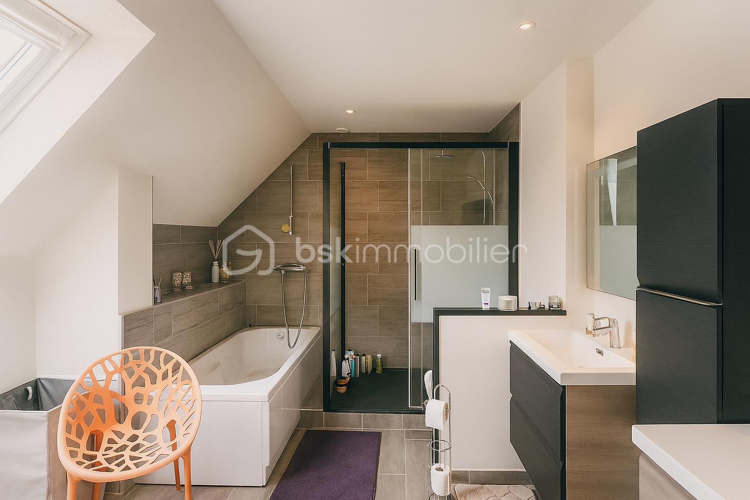 Maison de 227 m² - beafc7d3-e192-462a-aba6-2a60dab012d9.jpeg