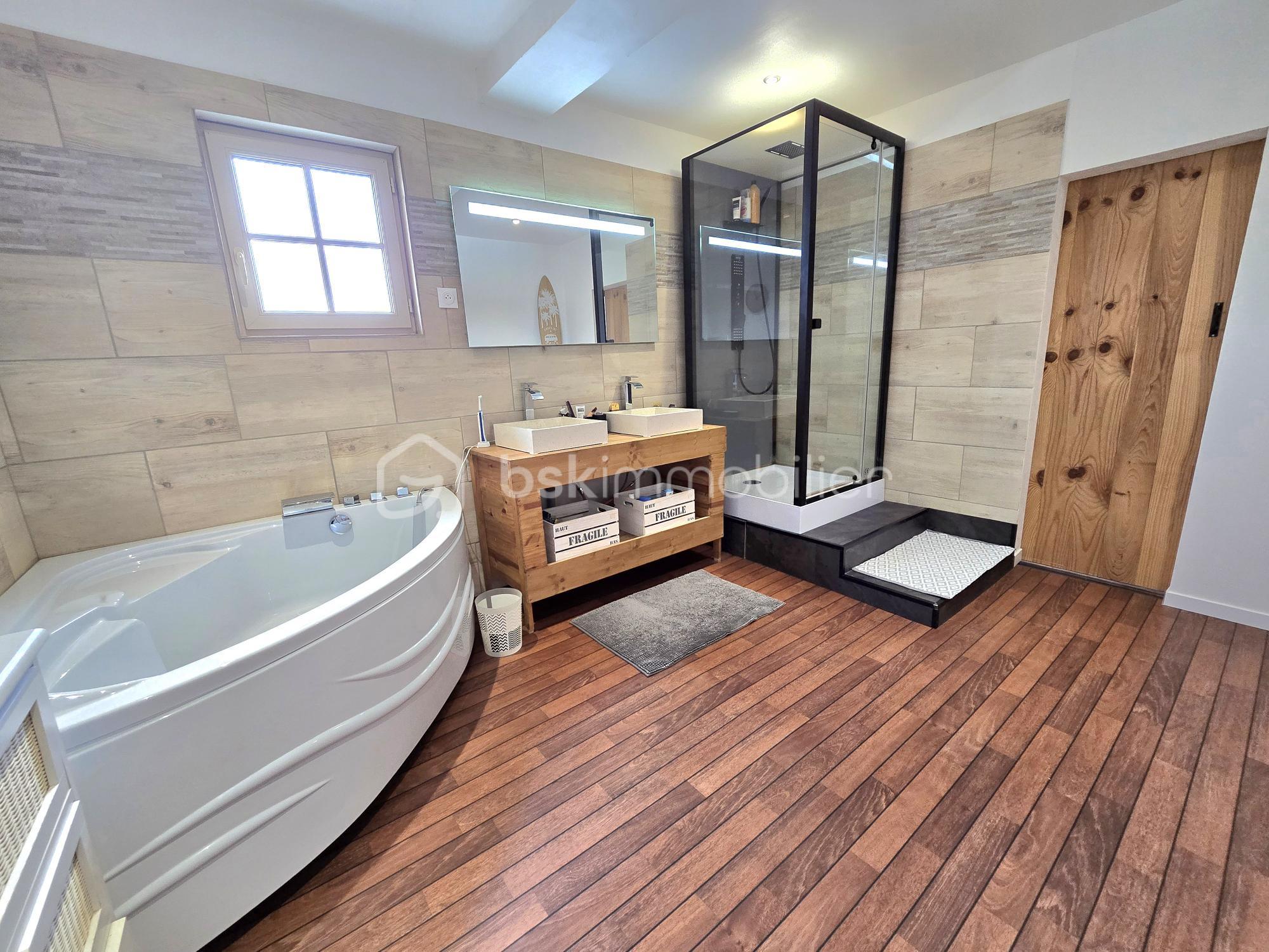 Maison de 195 m² - 20260120_143522.jpg