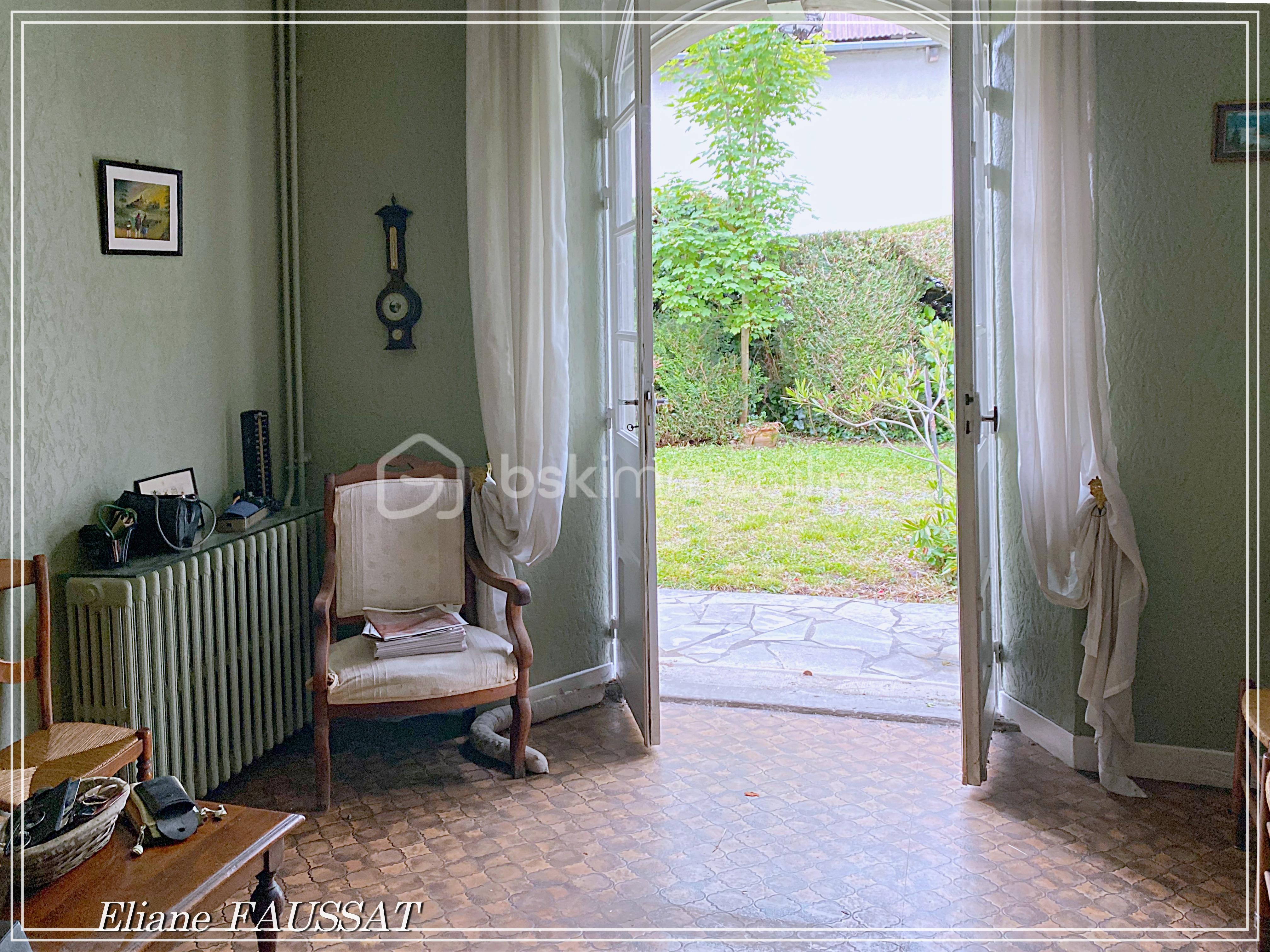 Maison en pierre de 153 m² - RDC SA JARDIN.jpg