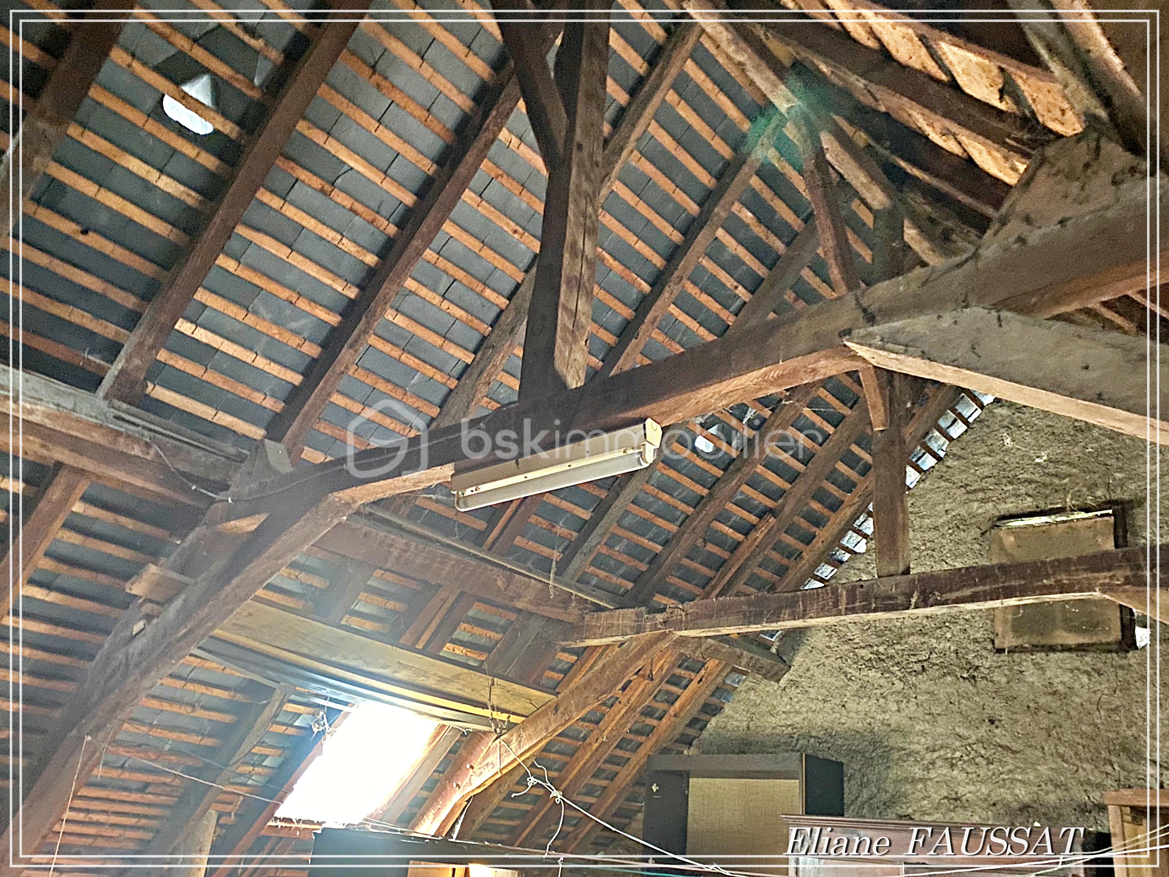 Maison en pierre de 153 m² - GRENIER.jpg