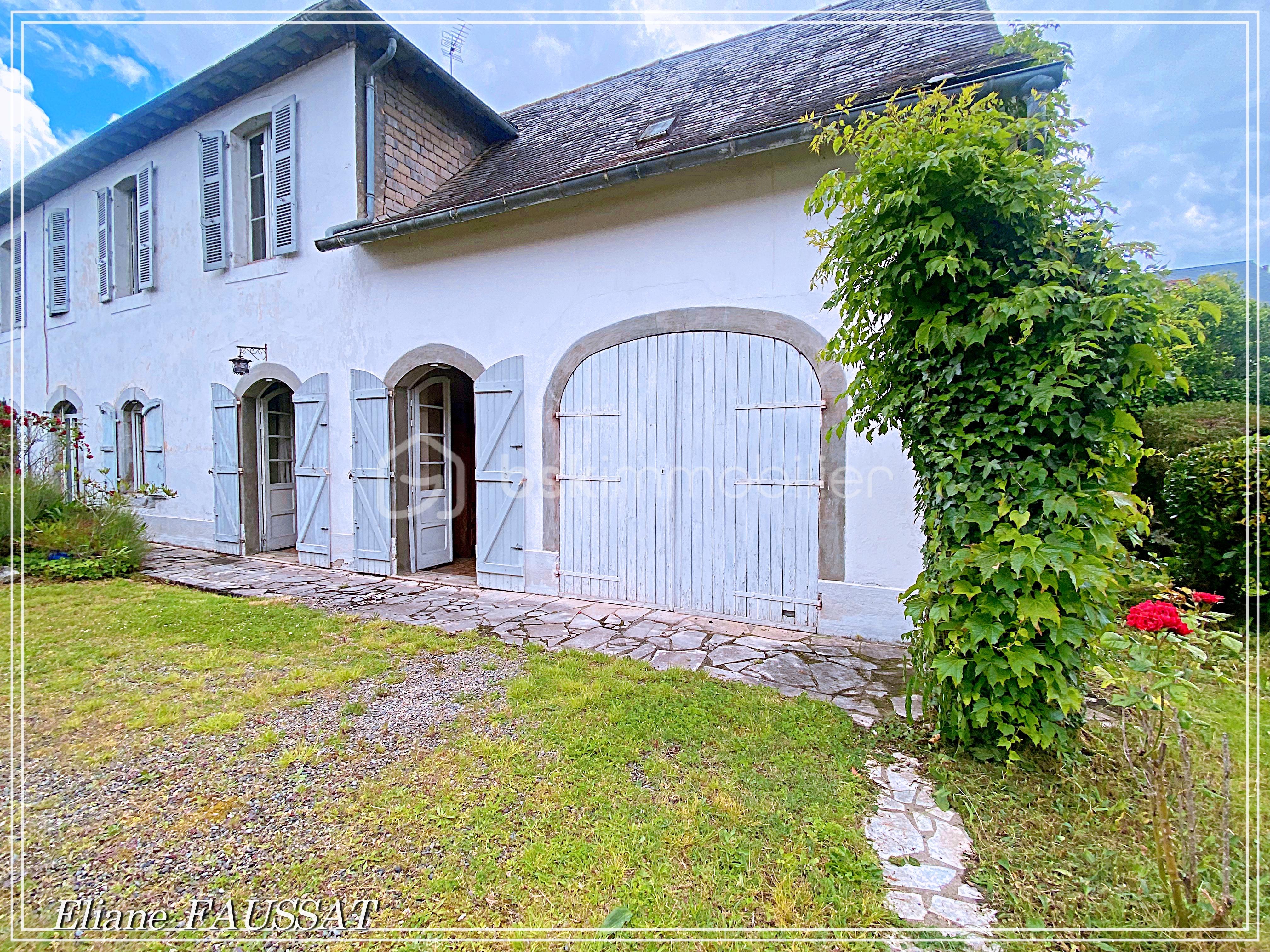 Maison en pierre de 153 m² - EXT GARAGE 2.jpg