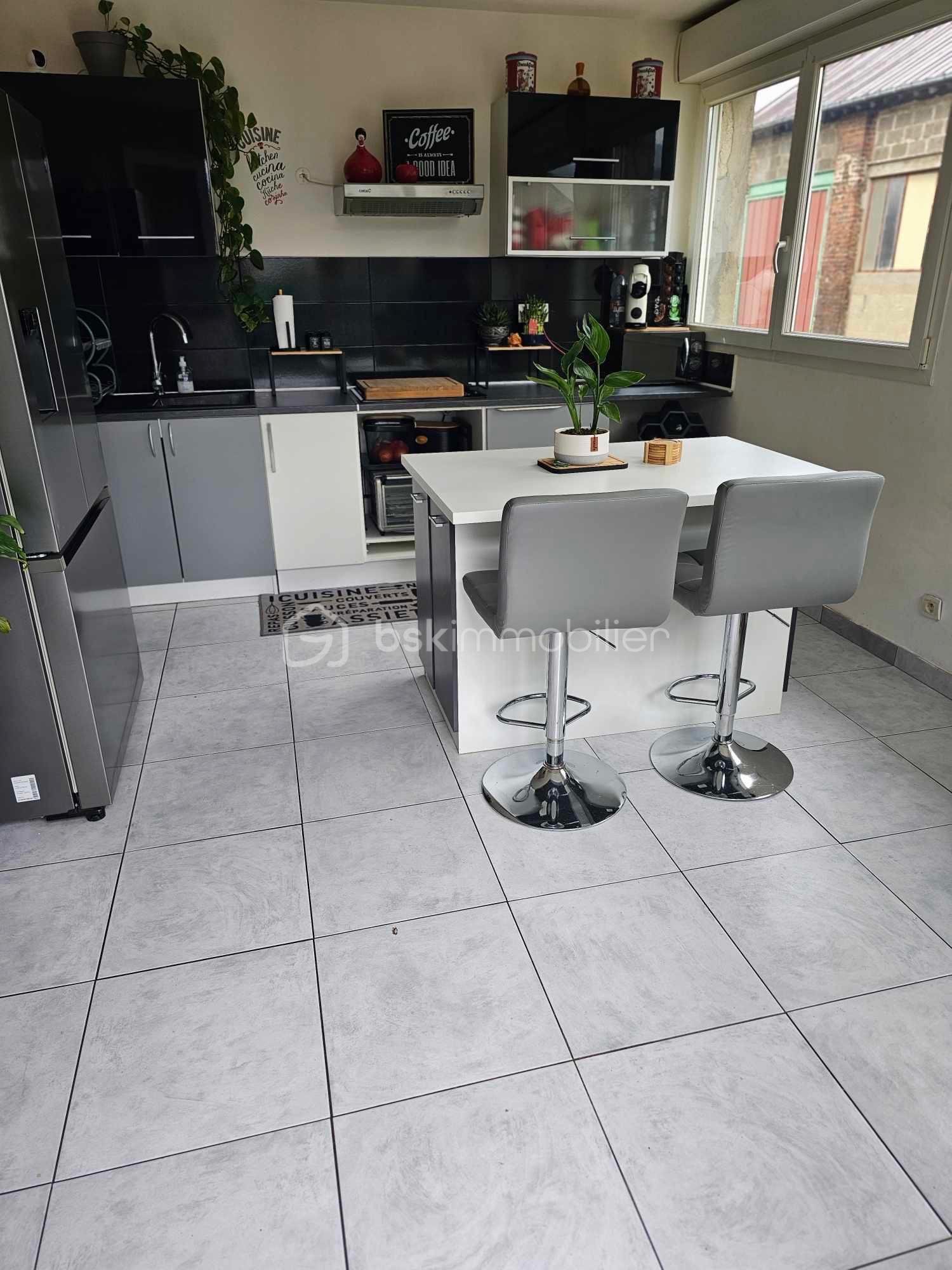 Immeuble mixte de 300 m² - IMG_3174.JPEG