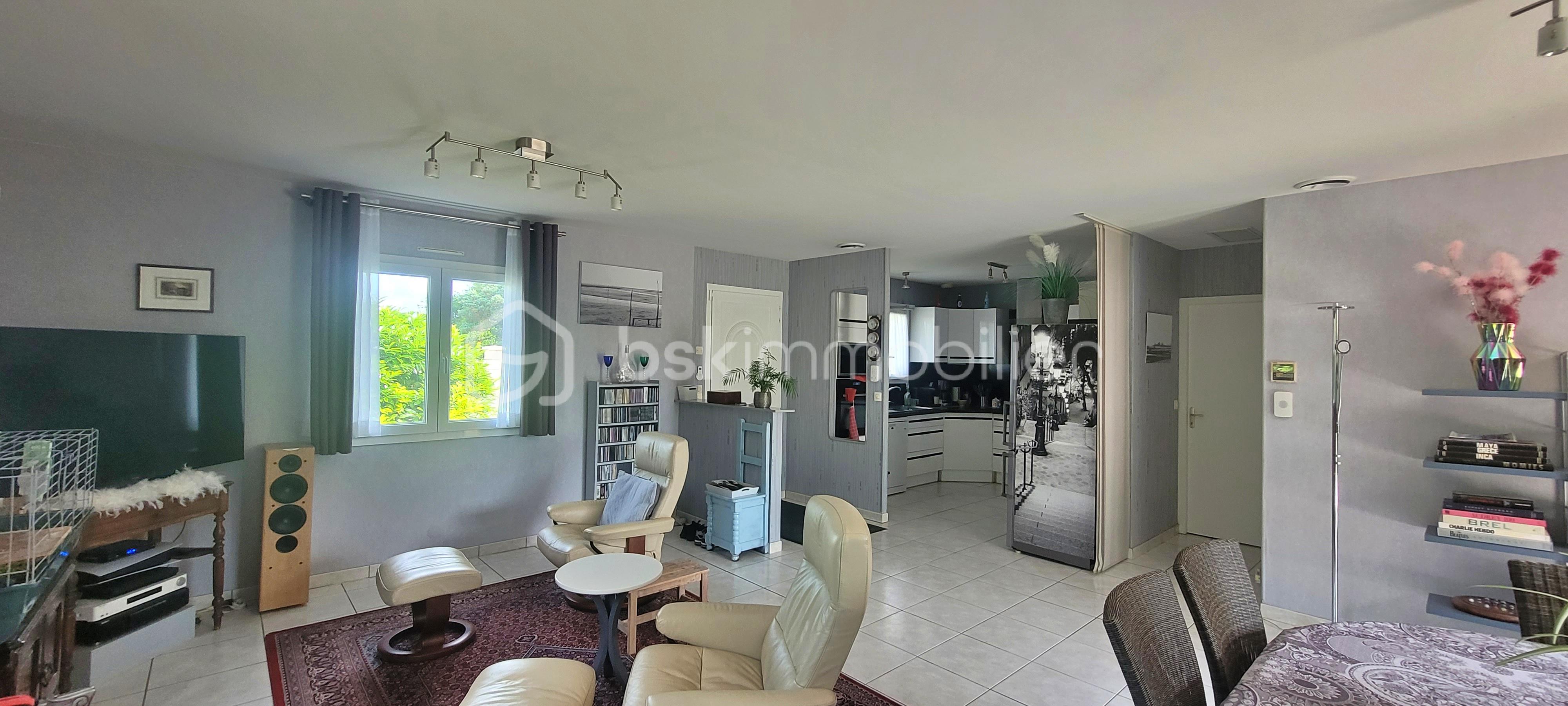 Maison de 98 m² - salon2.jpg