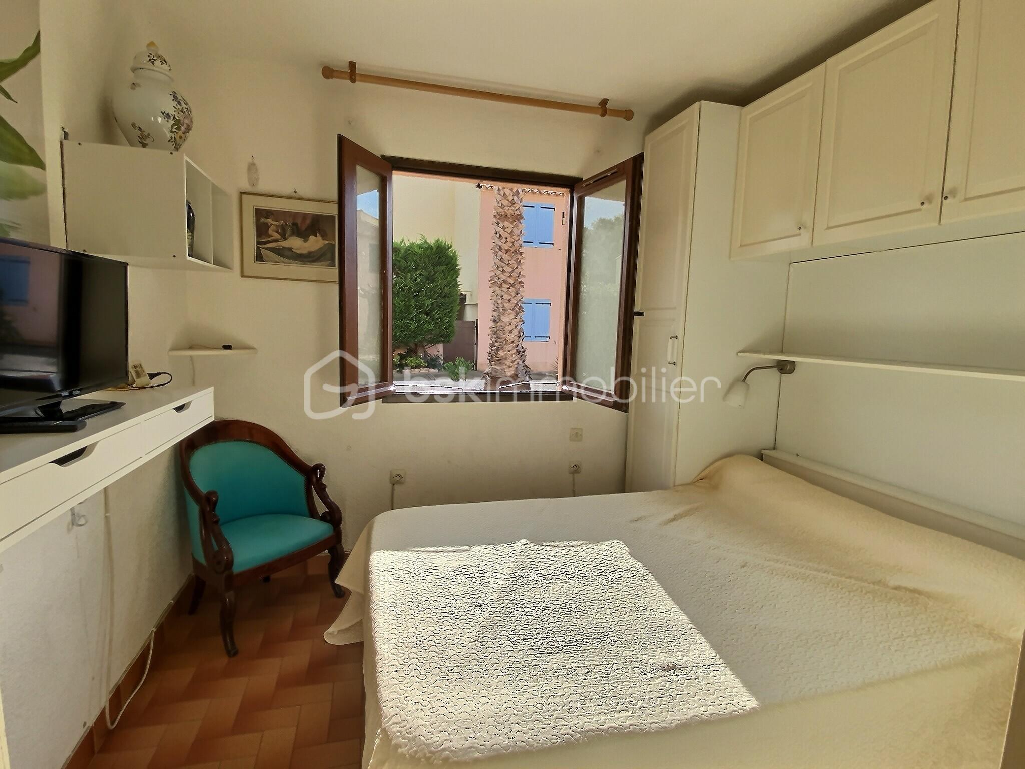 Appartement de 50 m² - exposio_133173792.jpg