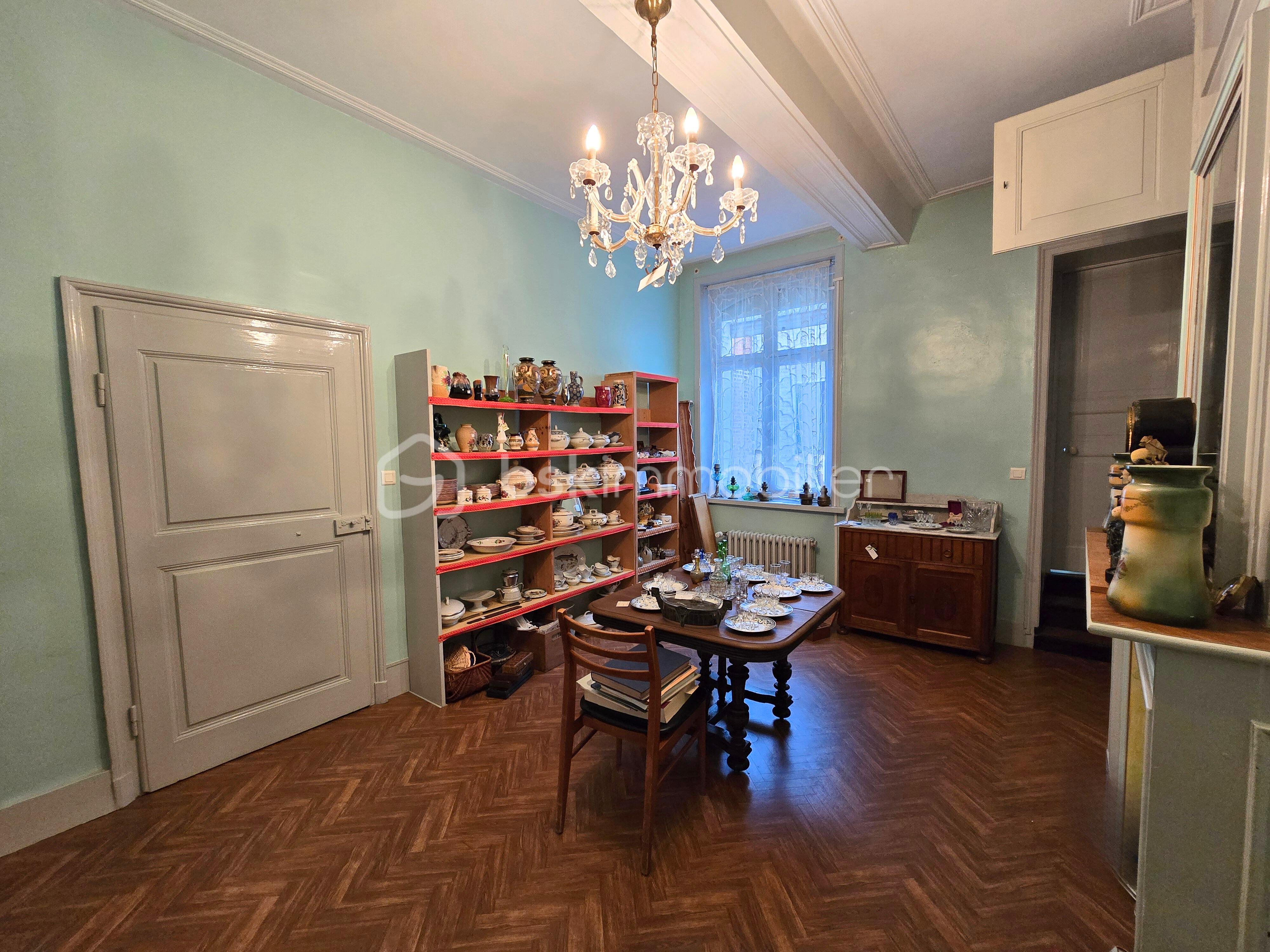 Maison de maitre de 268 m² - 9.jpg