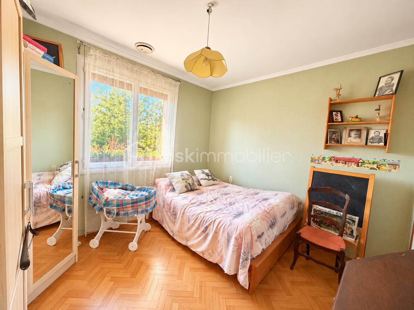 Chambre douce aux accents vintage.png