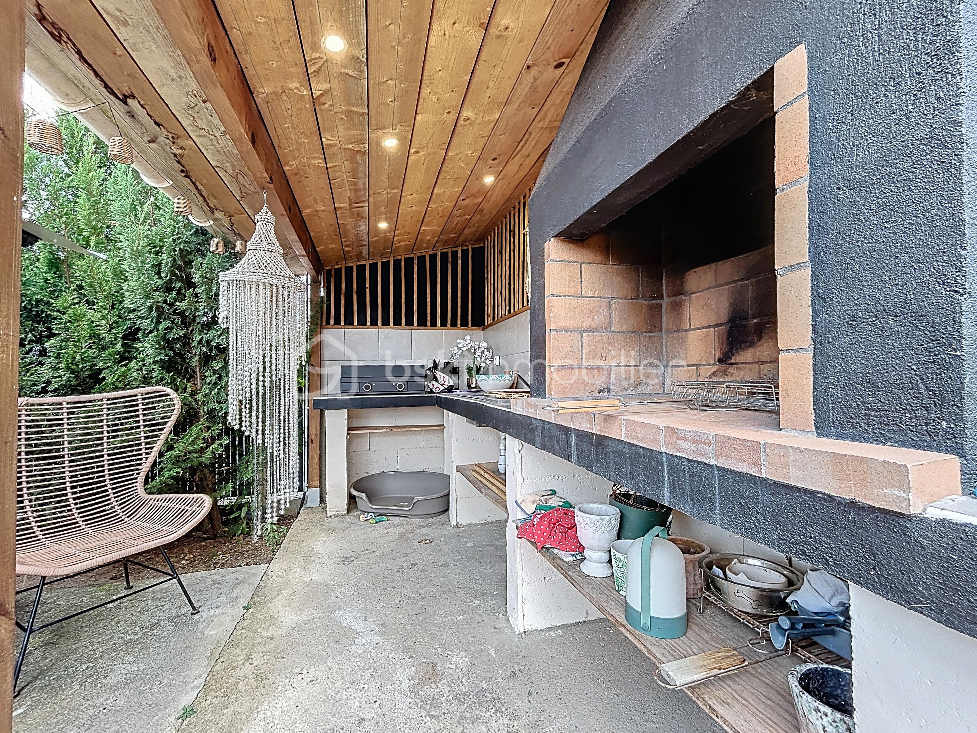 Maison de 80 m² - sainr-denis-de-pile_00042.jpg