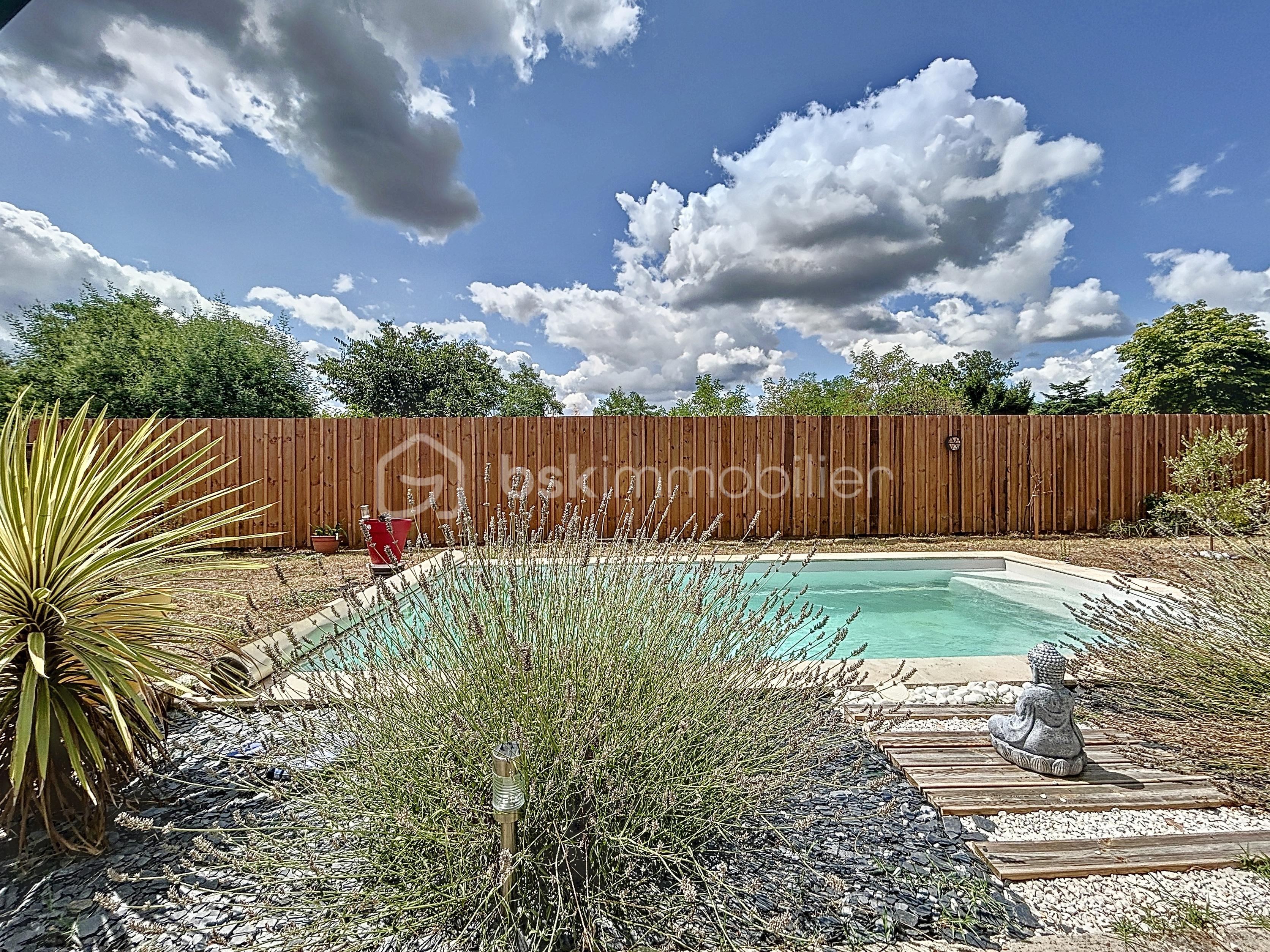 Maison de 80 m² - sainr-denis-de-pile_00032.jpg