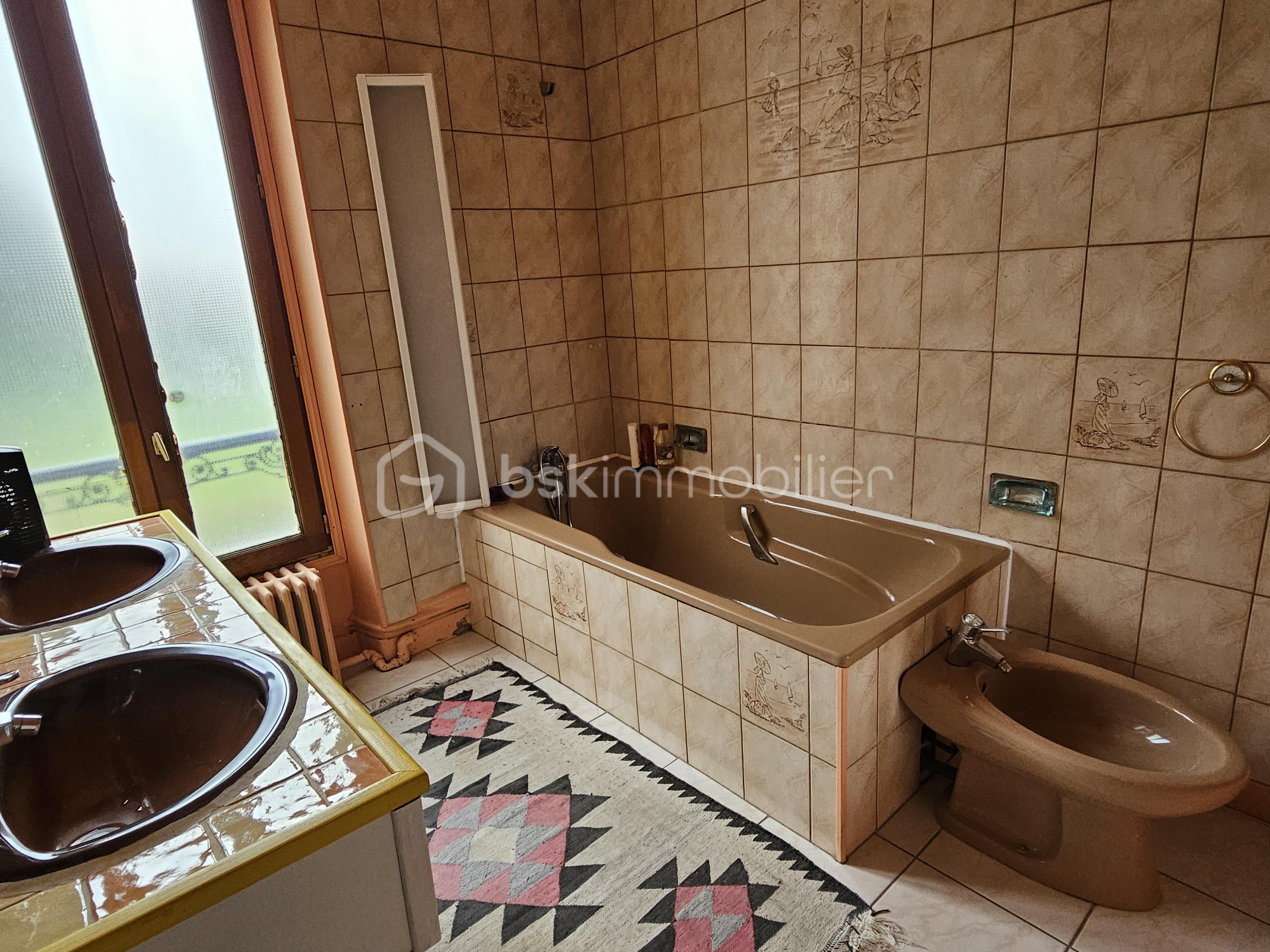 Maison de 227 m² - 20251107_104158.jpg