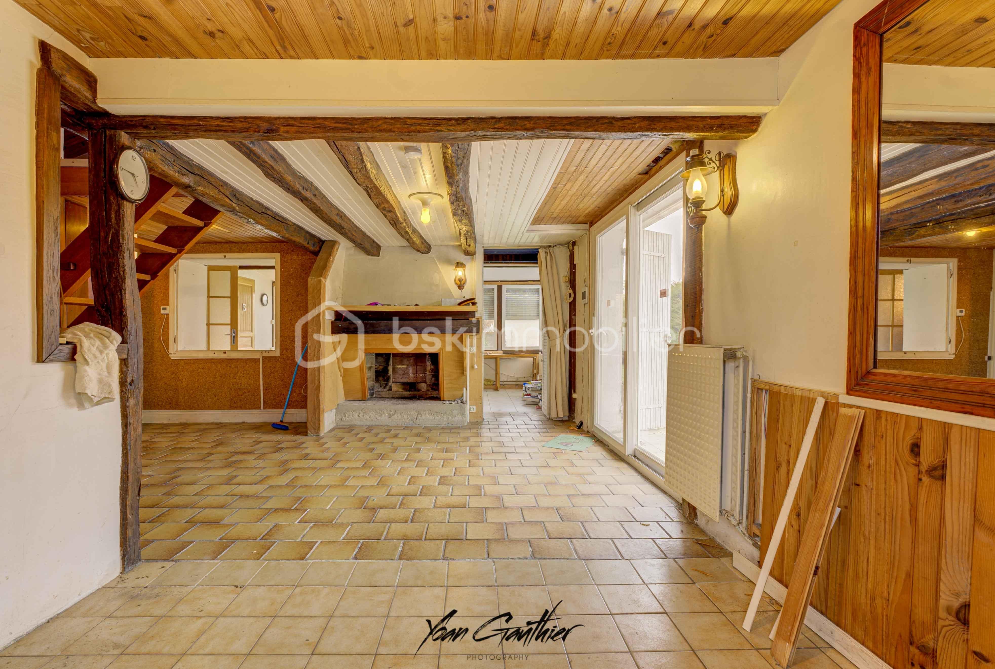 YG101101_2_3_4_5_Intérieur 2.jpg