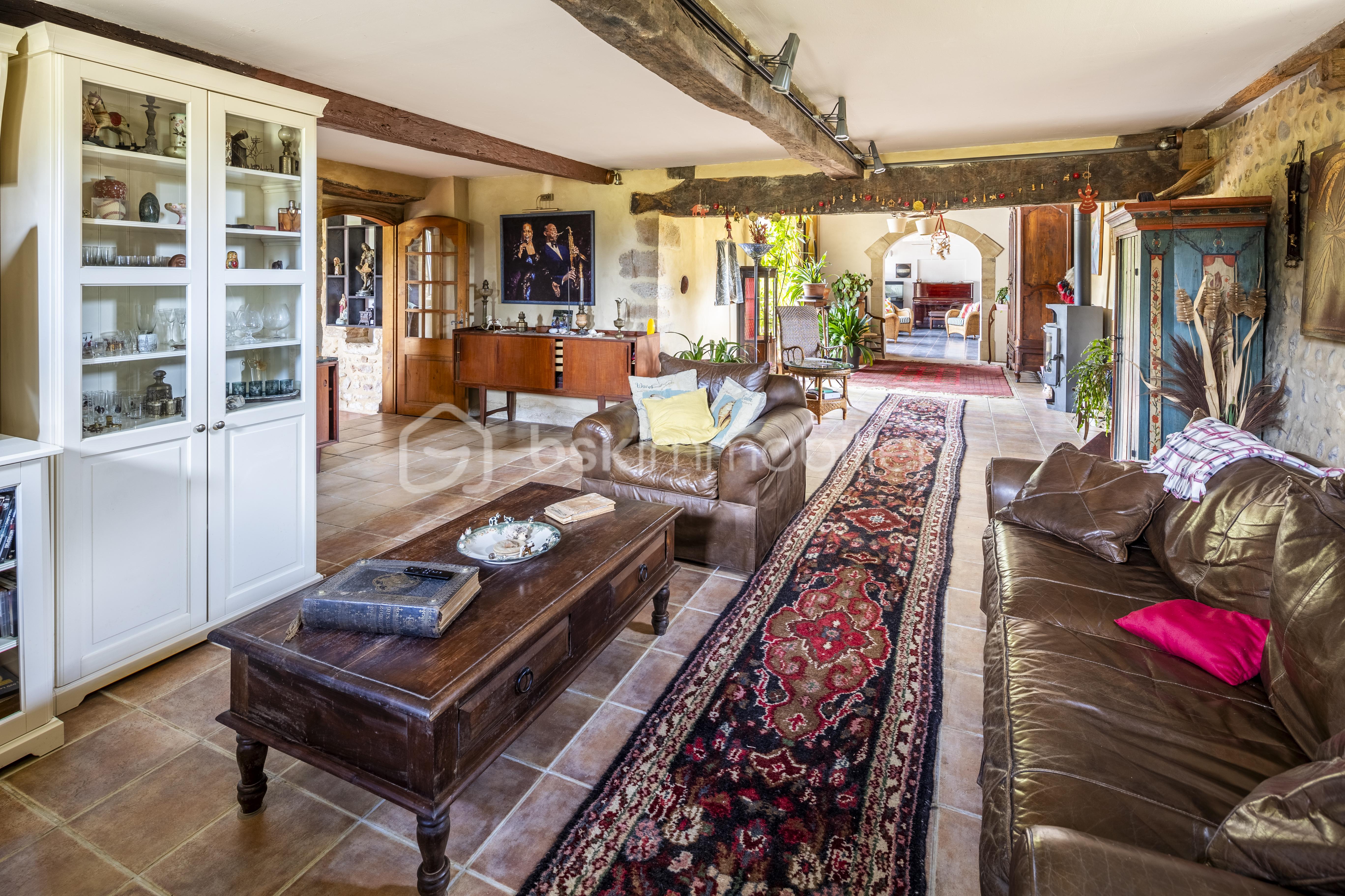 Bastide de 400,85 m² - 4.jpg