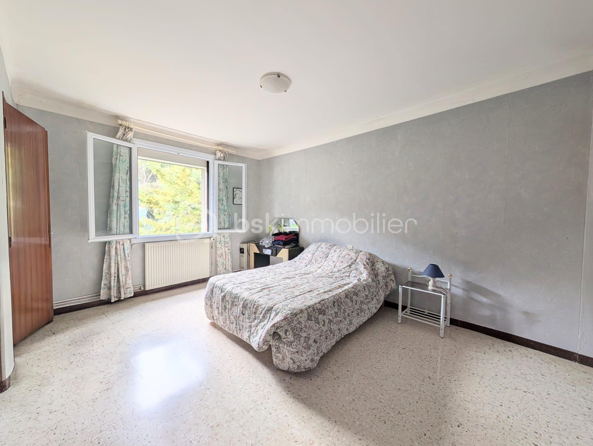 chambre 3 porte.jpeg