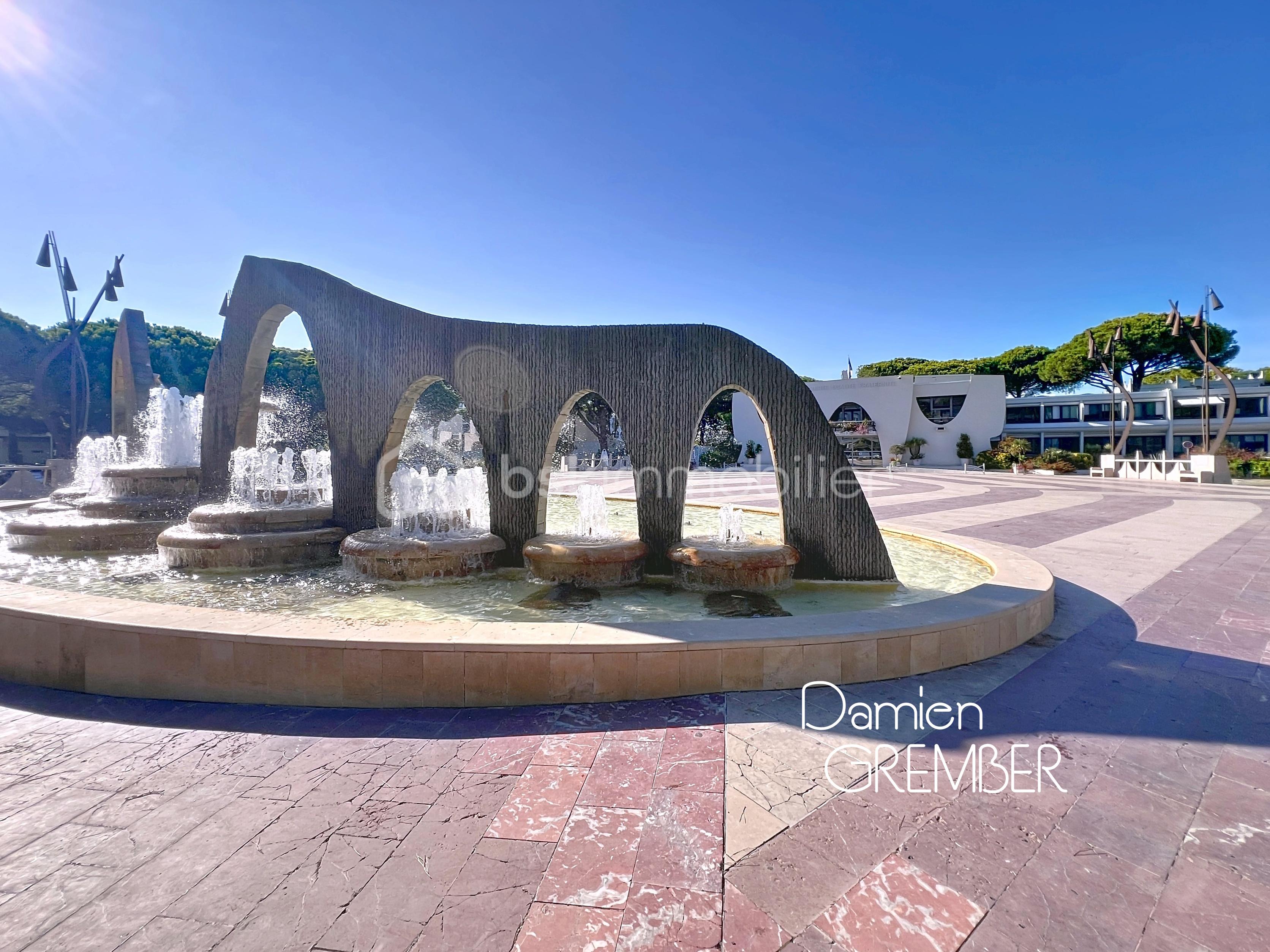 Appartement de 60,75 m² - Place du marché.jpg