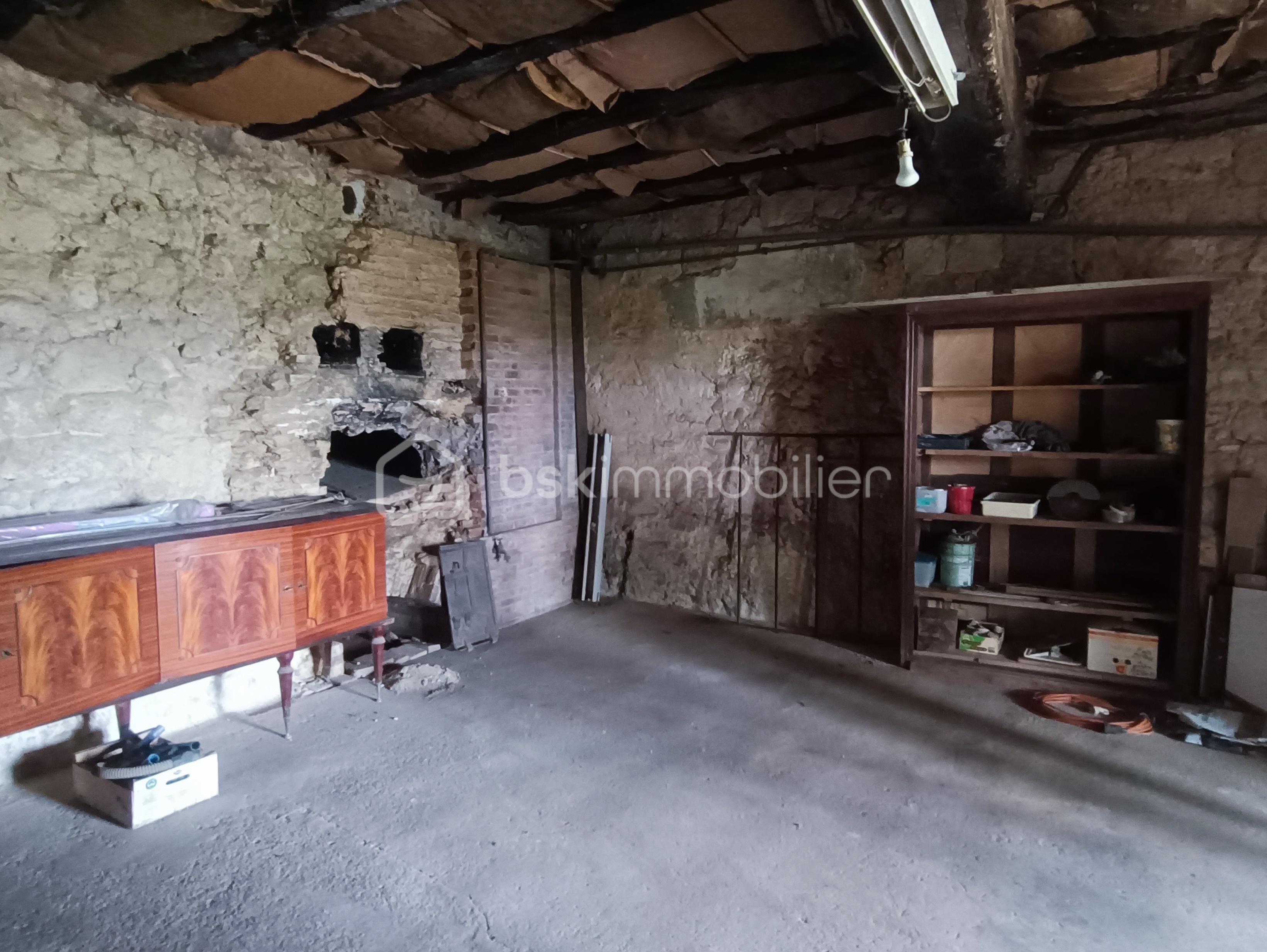 Maison en pierre de 150 m² - 1000134422.jpg