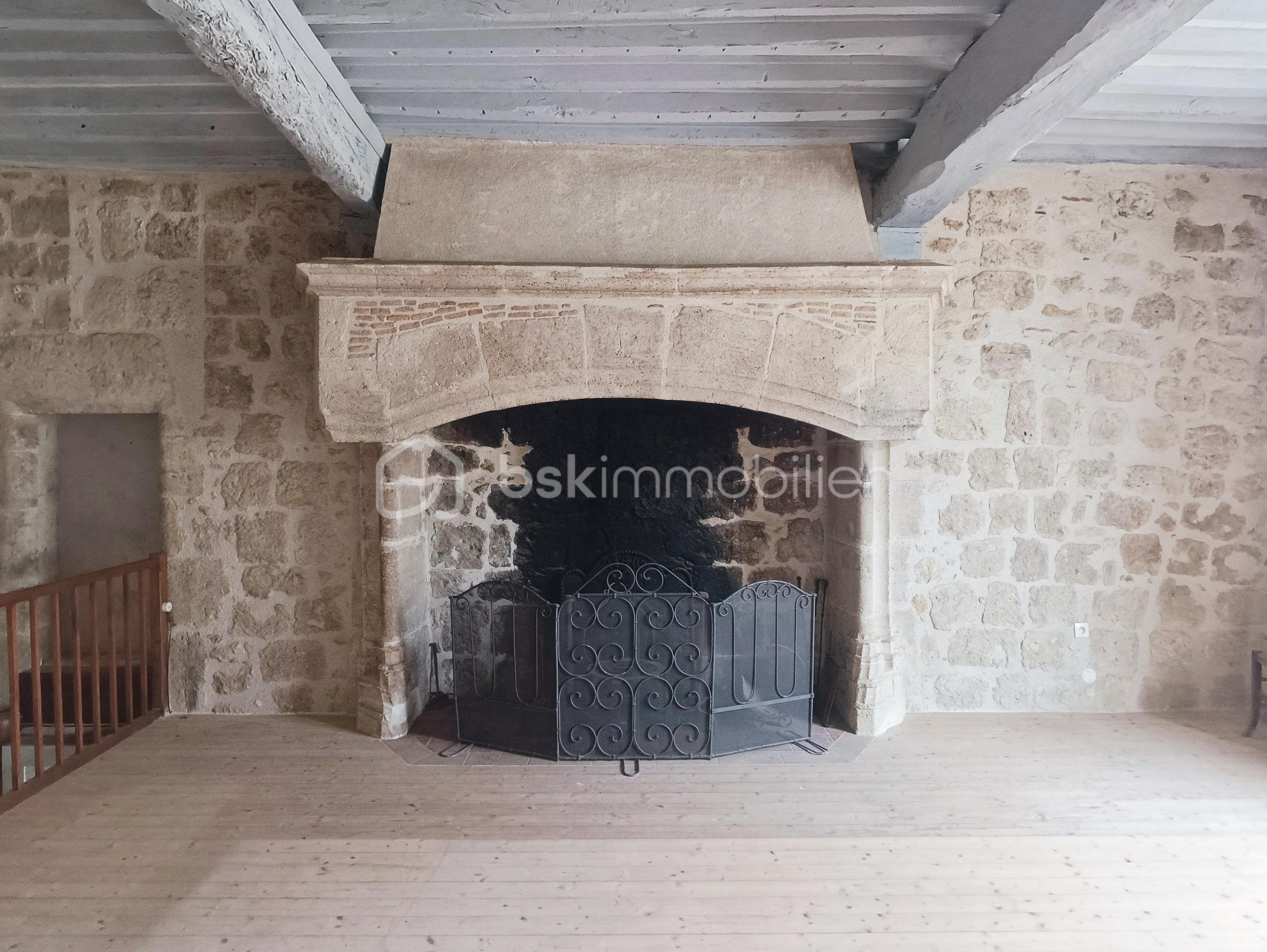 Maison en pierre de 150 m² - 1000134509.jpg