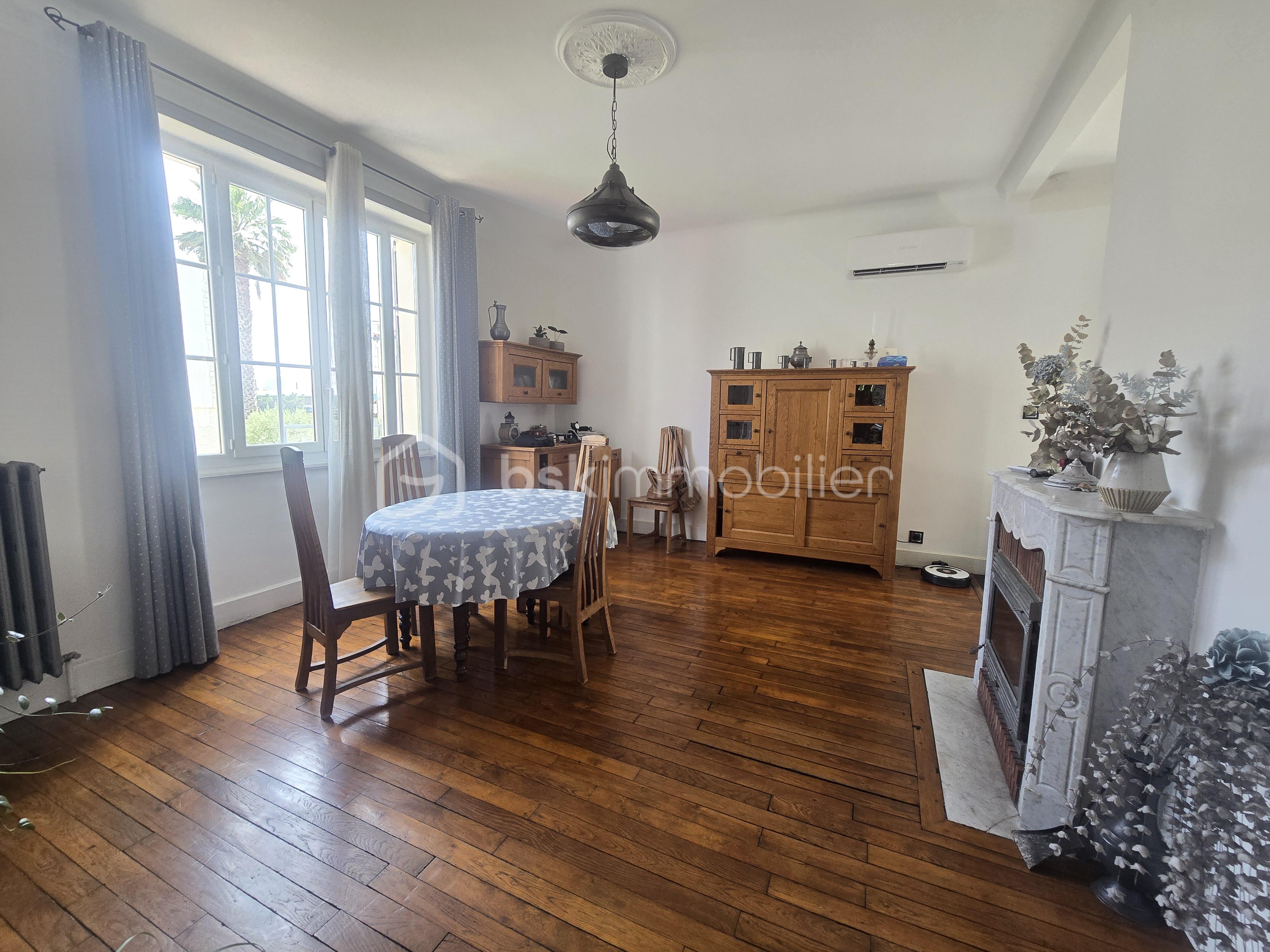 Maison d architecte de 220 m² - 20250611_161301.jpg