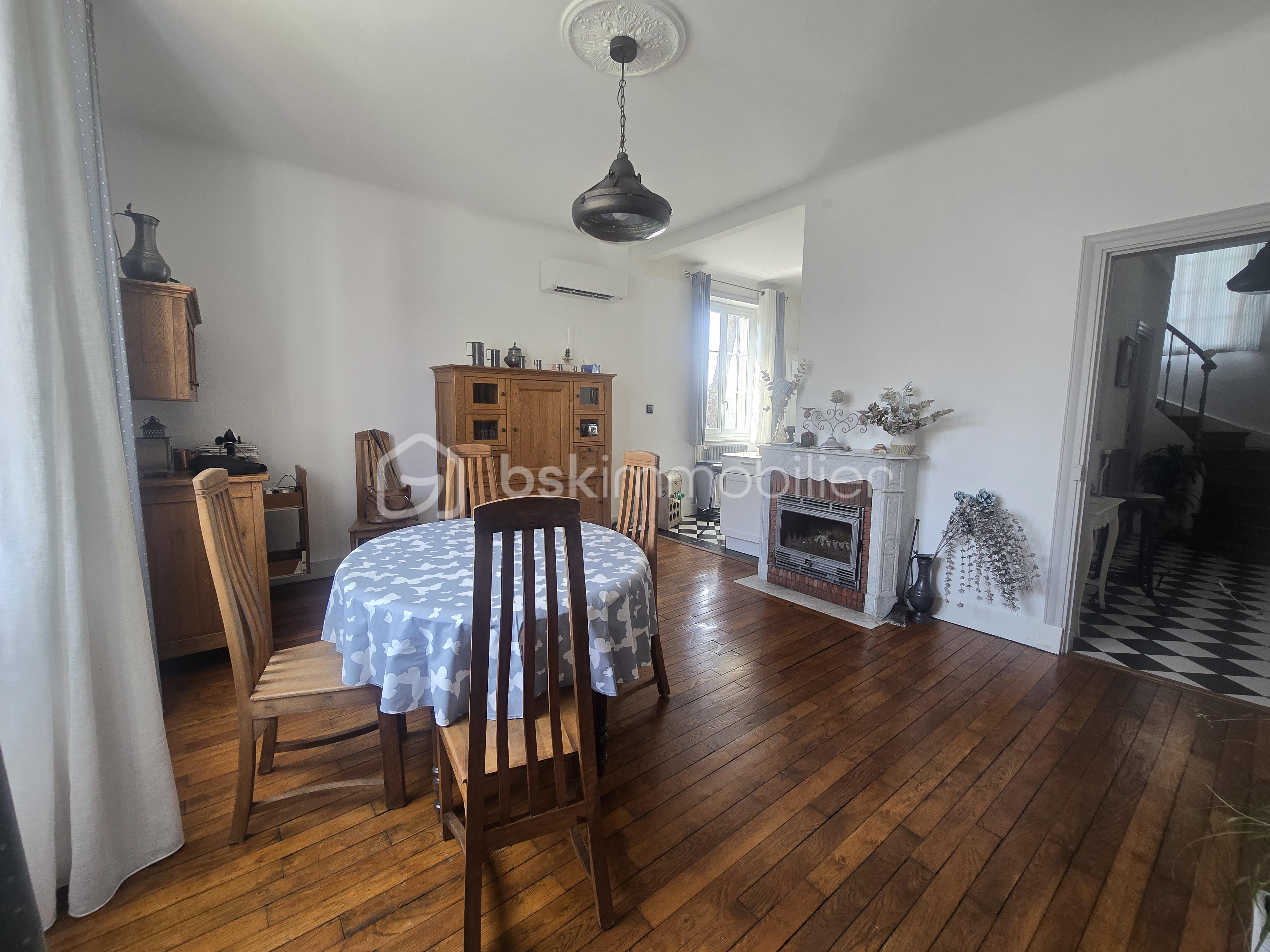 Maison d architecte de 220 m² - 20250611_161249.jpg