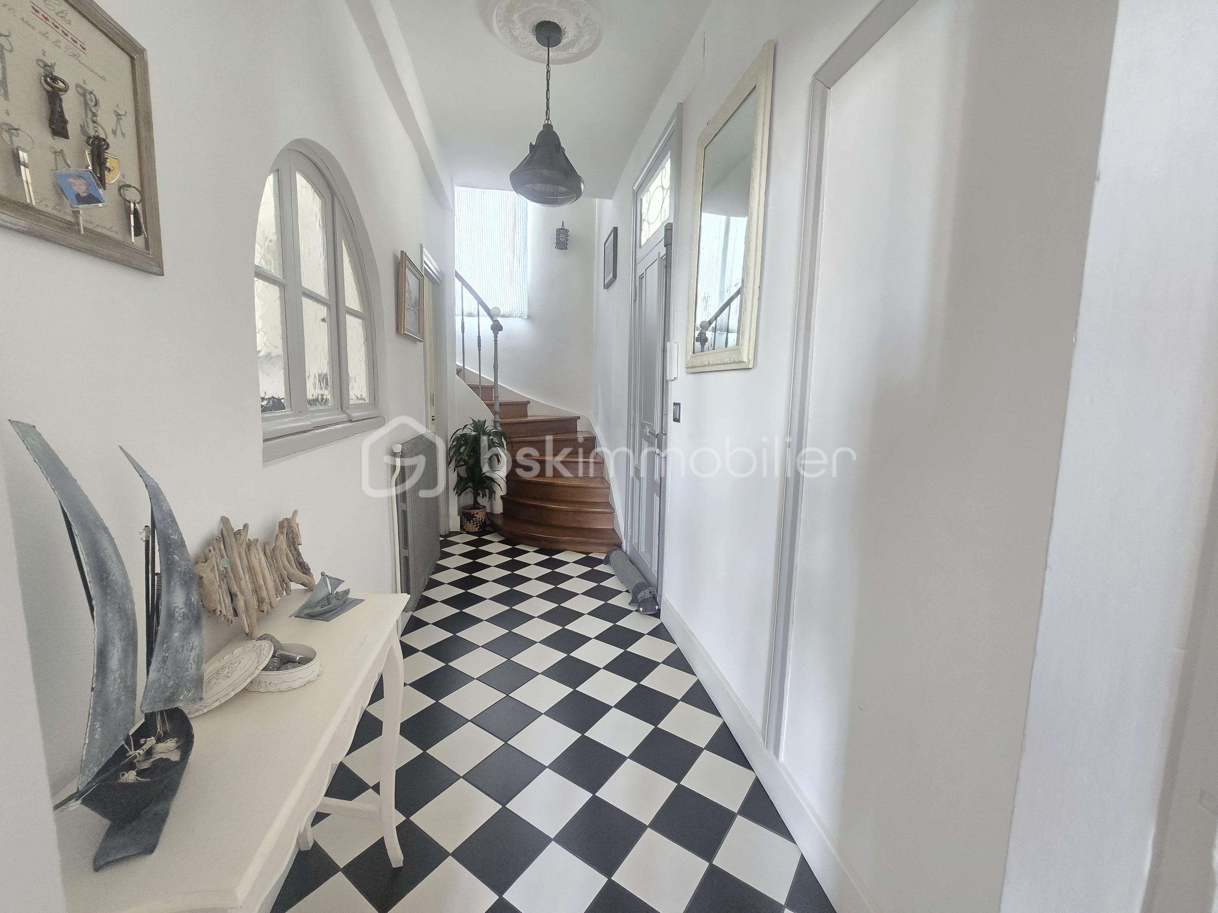 Maison d architecte de 220 m² - 20250611_161557.jpg