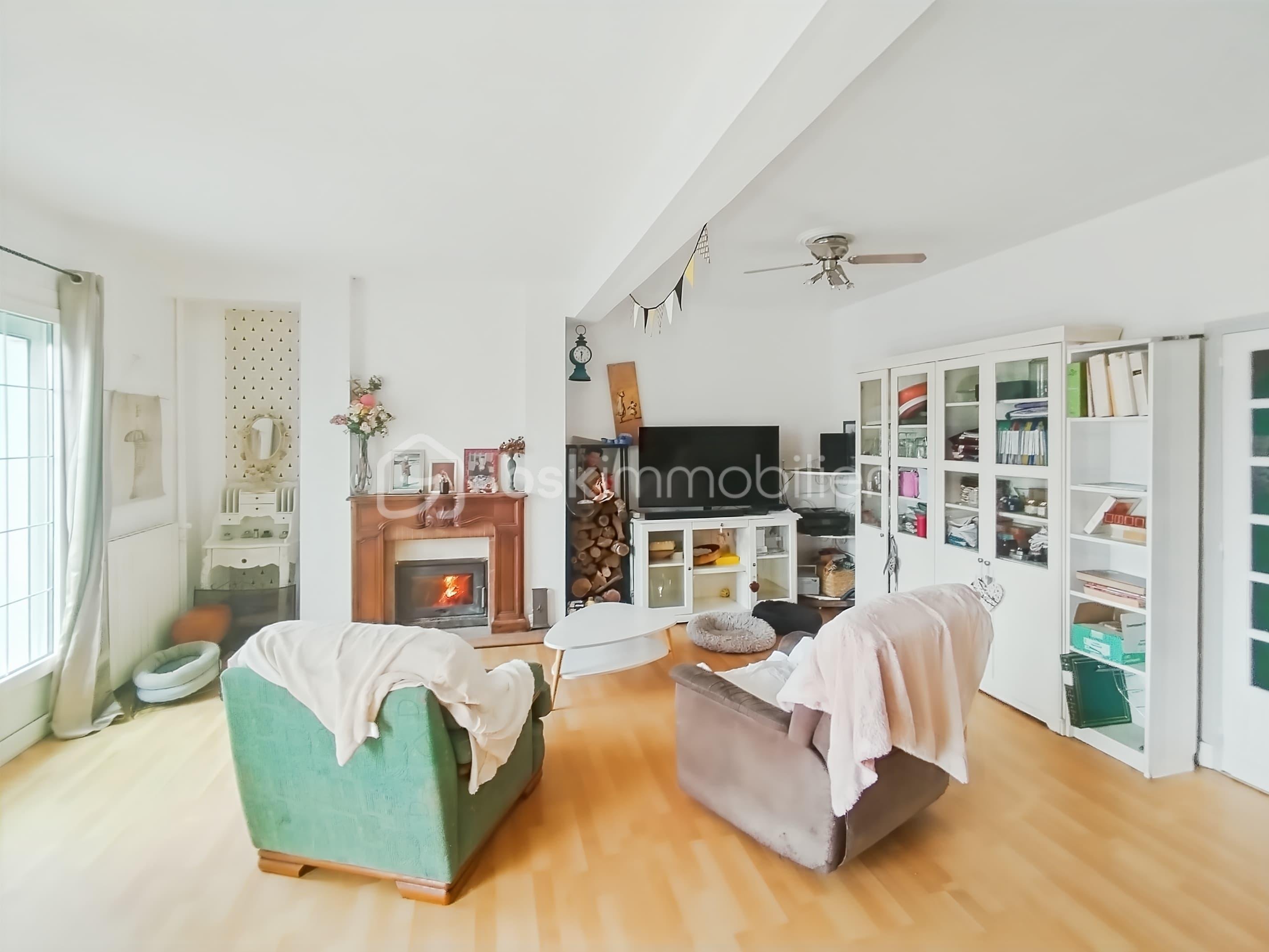 Maison de 180 m² - IMG-20251117-WA0038.jpg