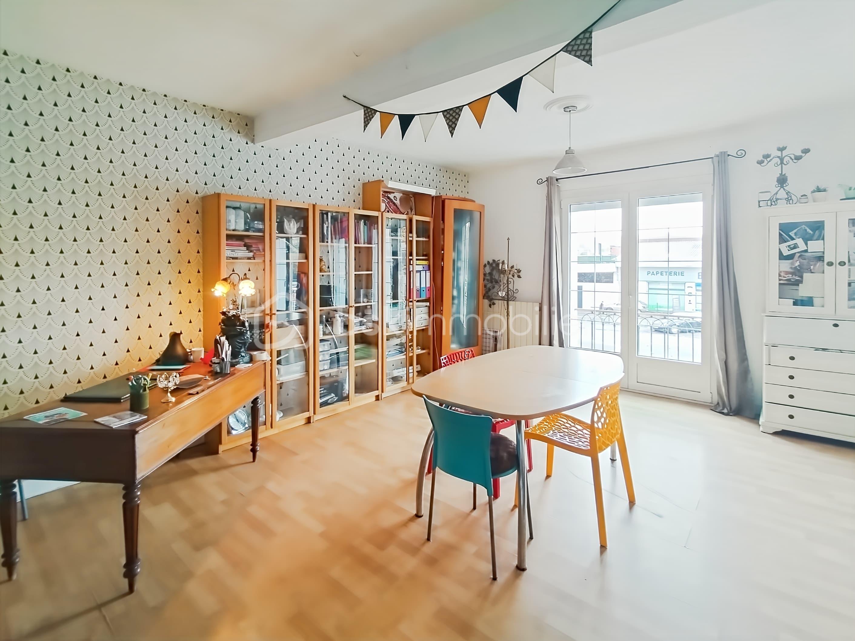 Maison de 180 m² - IMG-20251117-WA0031.jpg