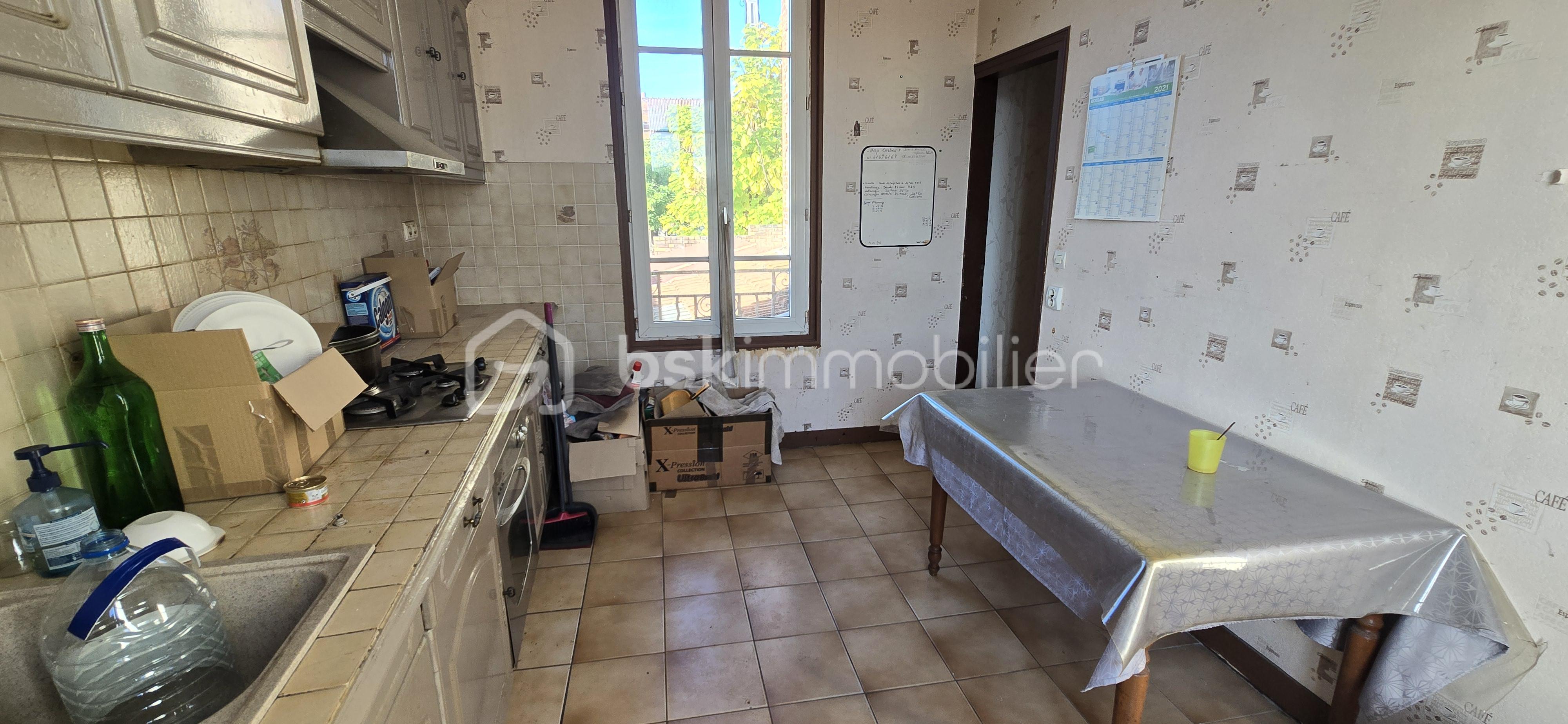 Maison de 384 m² - 20251002_094826.jpg