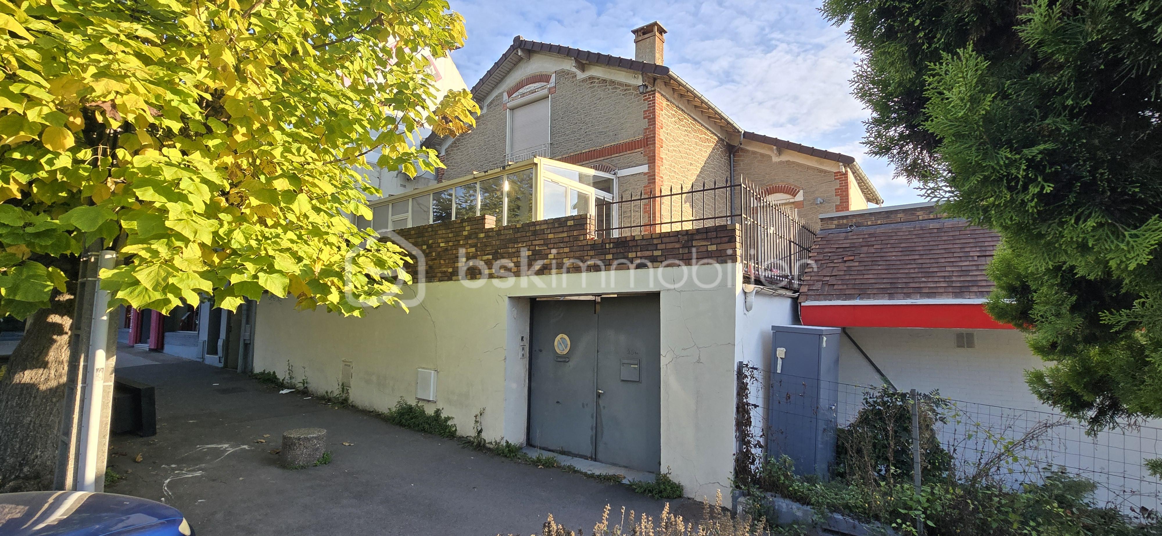 Maison de 384 m² - 20251002_092616.jpg