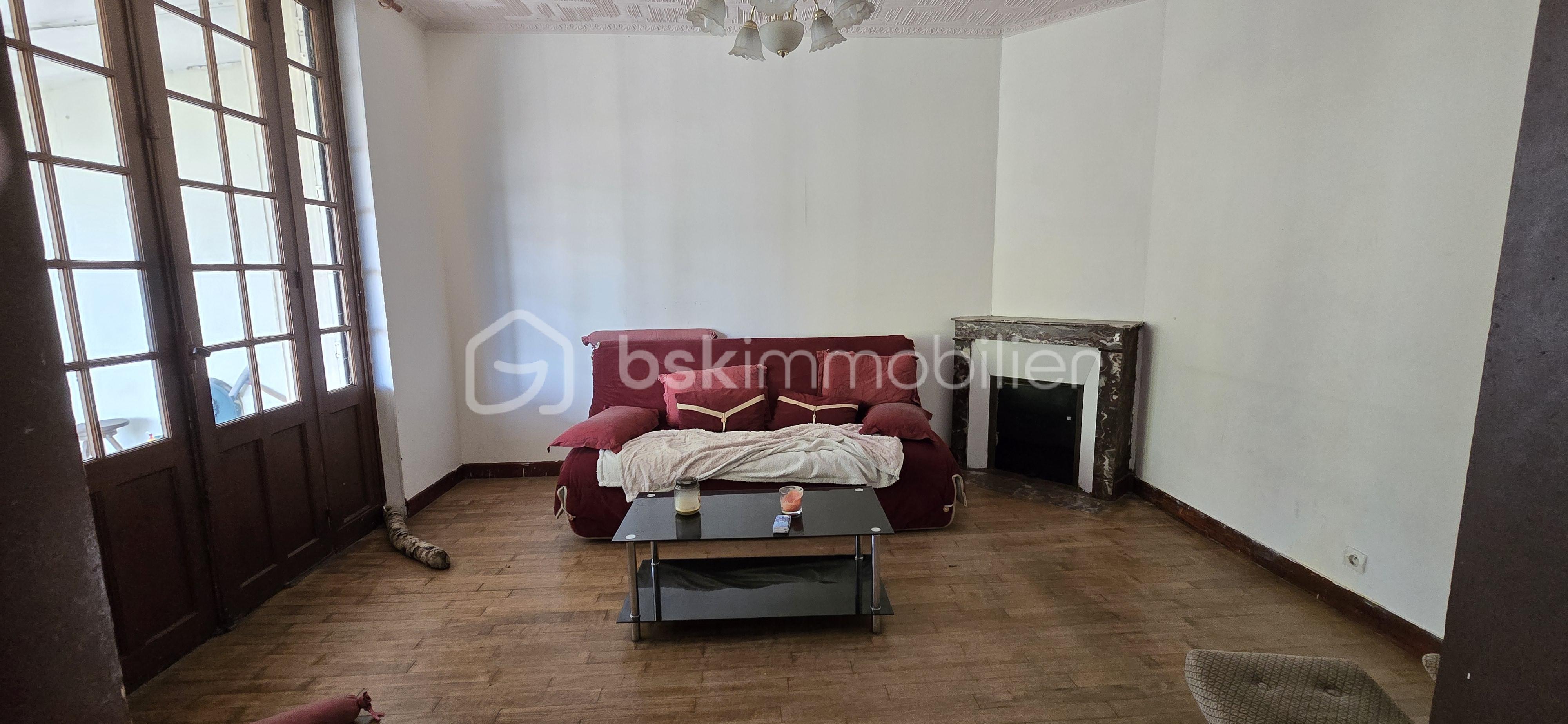 Maison de 384 m² - 20251002_094717.jpg