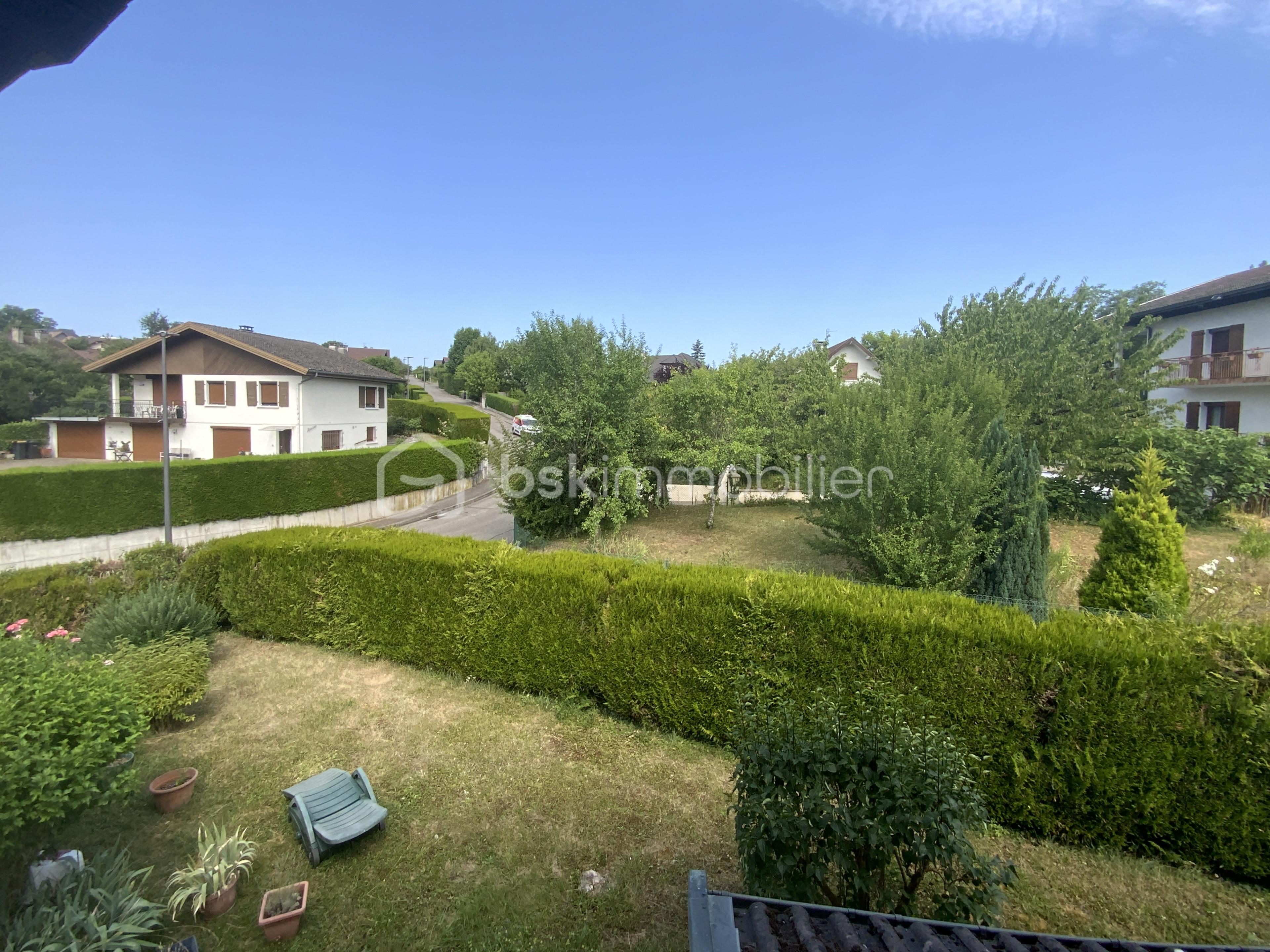 Maison de 133 m² - Vue depuis étage.jpg