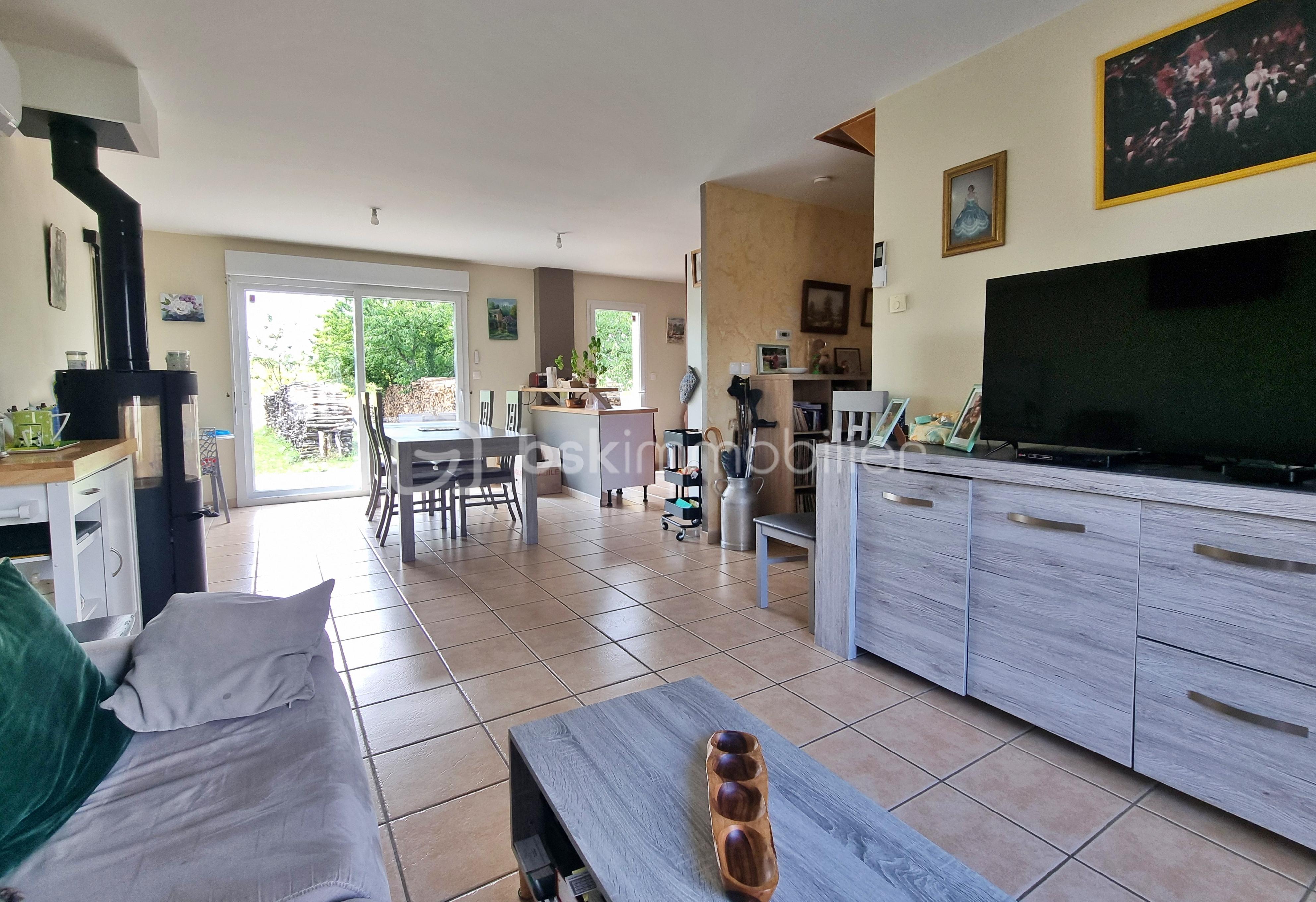 Maison de 106 m² - séjour 2.jpg