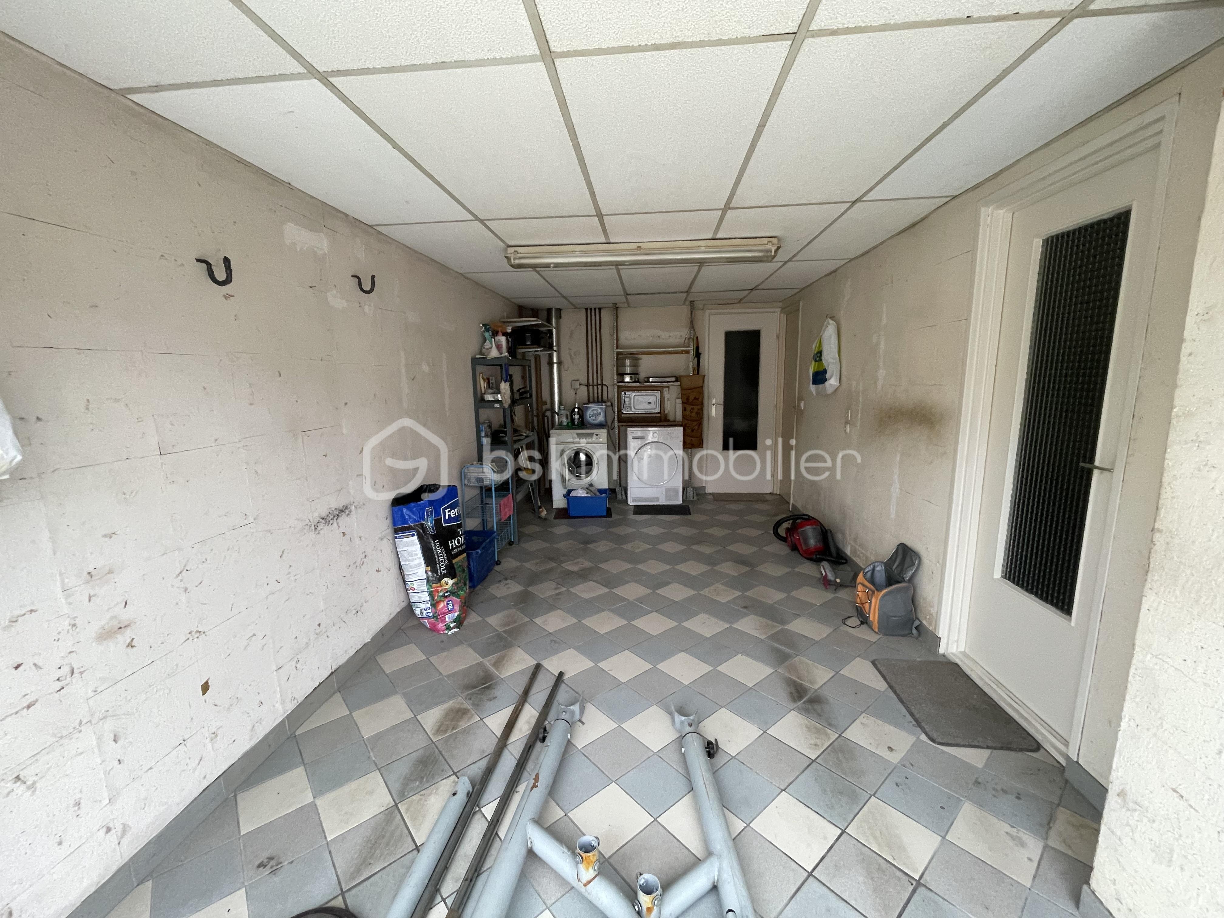 garage froi.jpeg