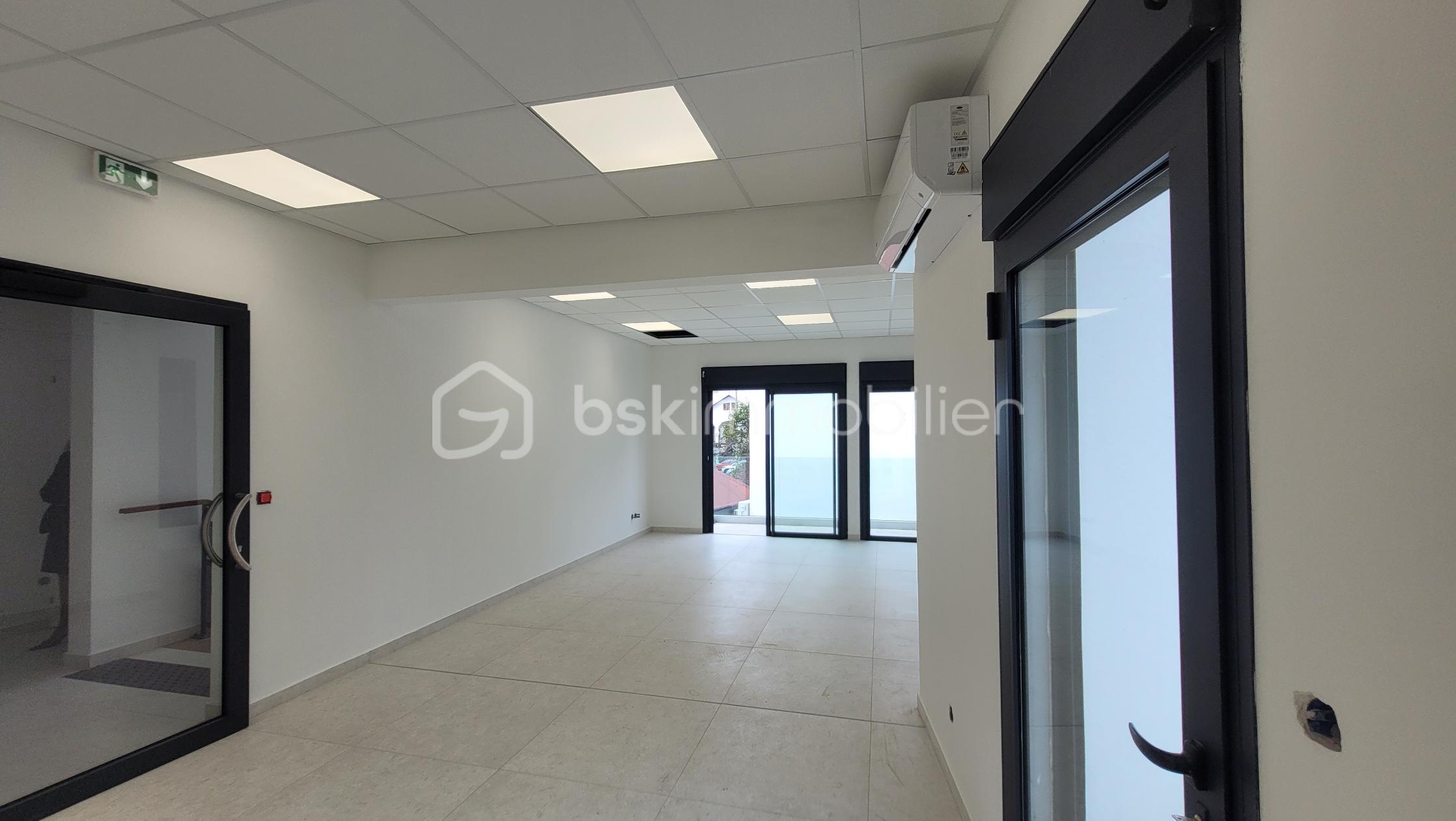 Bureau de 46 m² - 205719-03.jpg