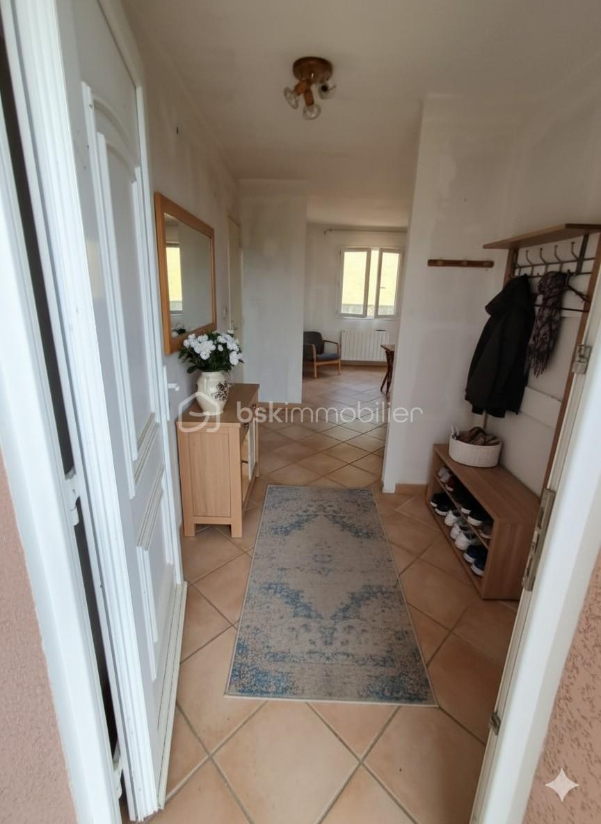 Maison de 108 m² - thumbnail_1756285889933.jpg
