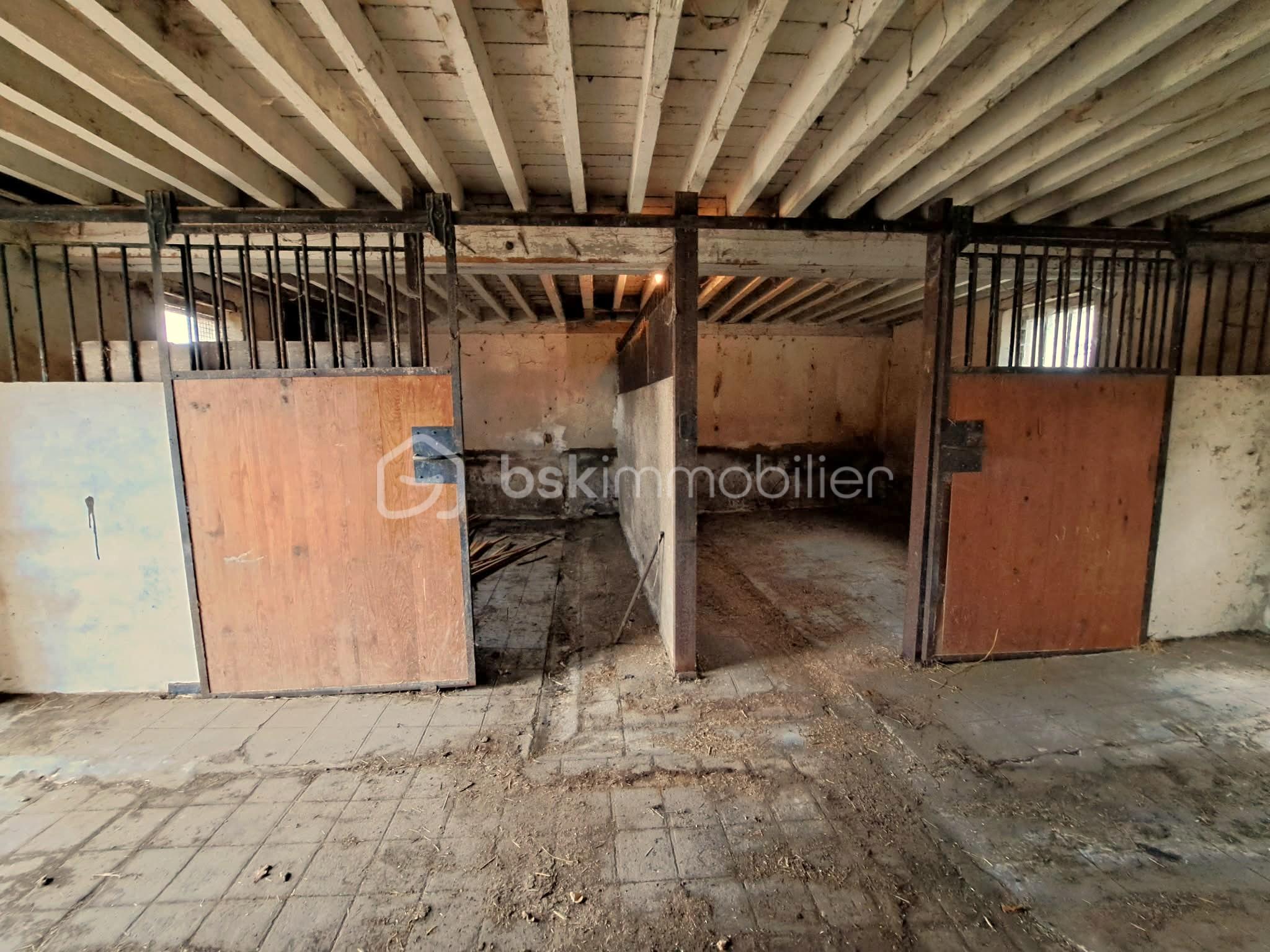 Corps de ferme de 144,02 m² - 0d0b56d8-c114-4c27-b354-7383686a7a56.jpg