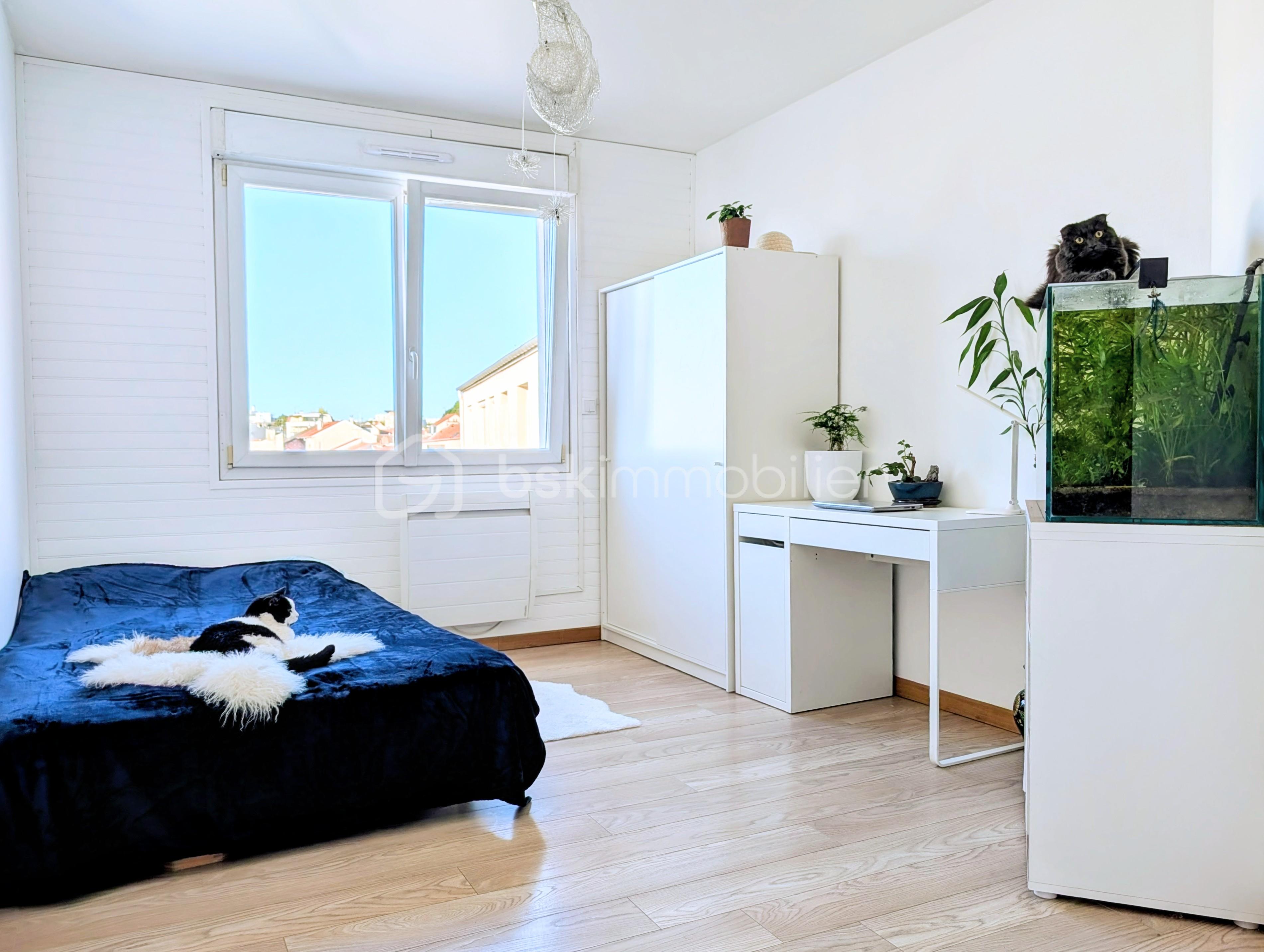 Appartement de 100 m² - PXL_20250918_065349679.MP~2.jpg