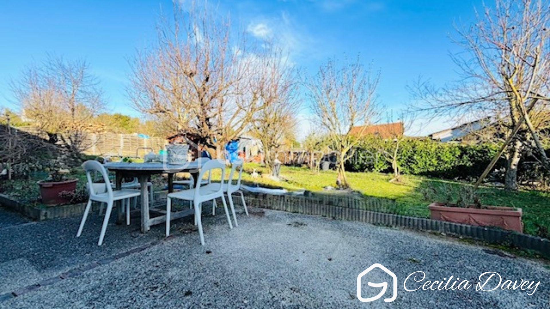 Maison contemporaine de 115 m² - 2.jpg