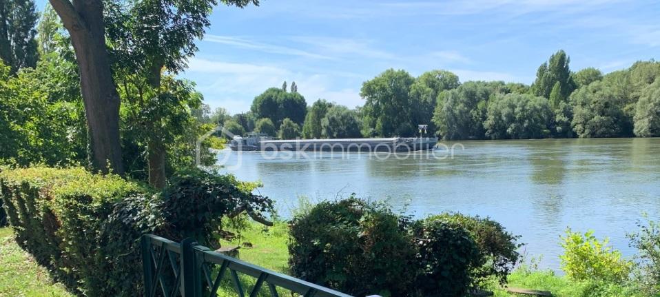 Appartement de 80 m² - vue seine.jpg