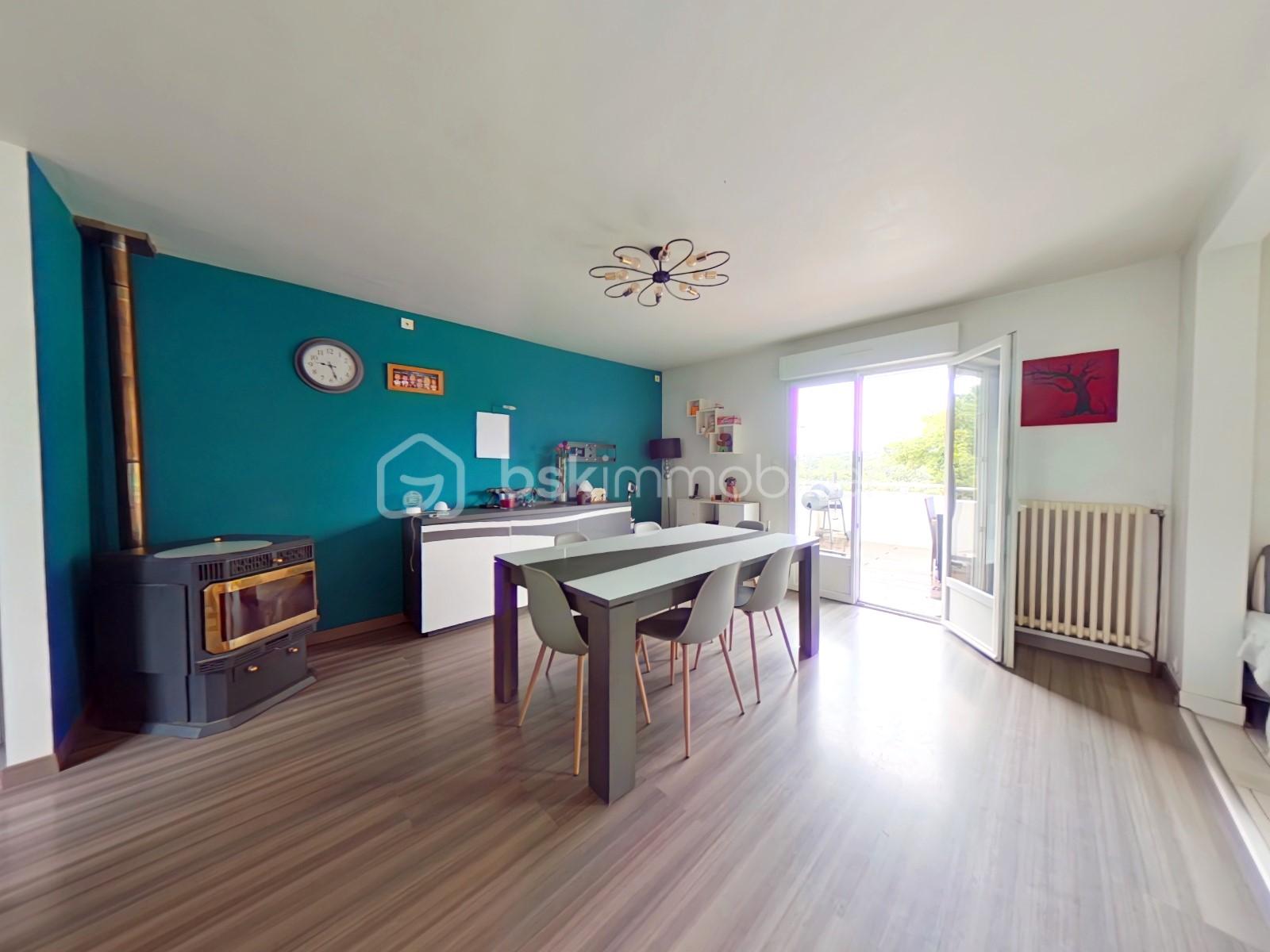 Maison 5 pièces 382 m² · à Languidic · 382 m² · 249 800 €