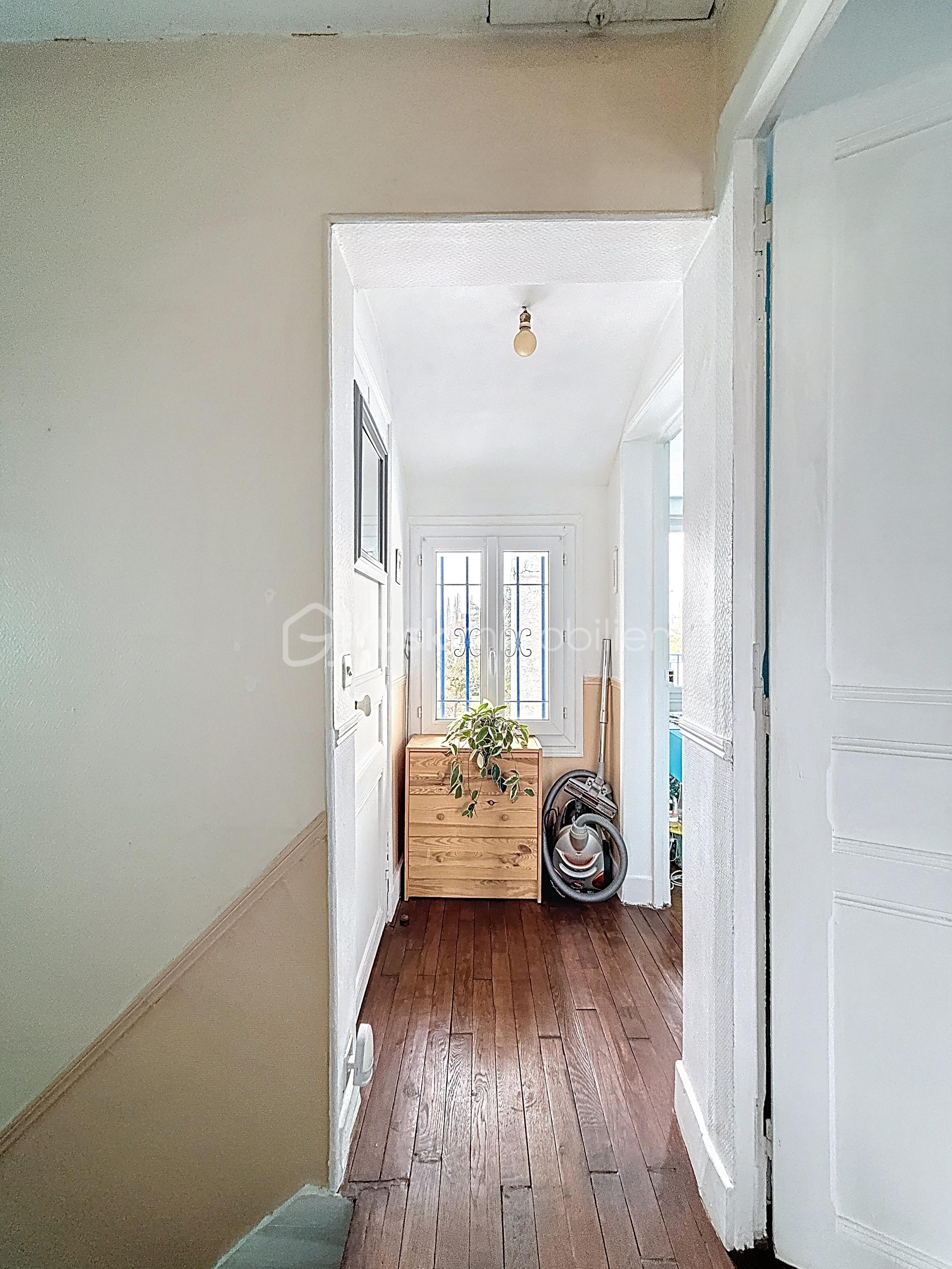 Maison de 100 m² - couloir-rdc.jpg