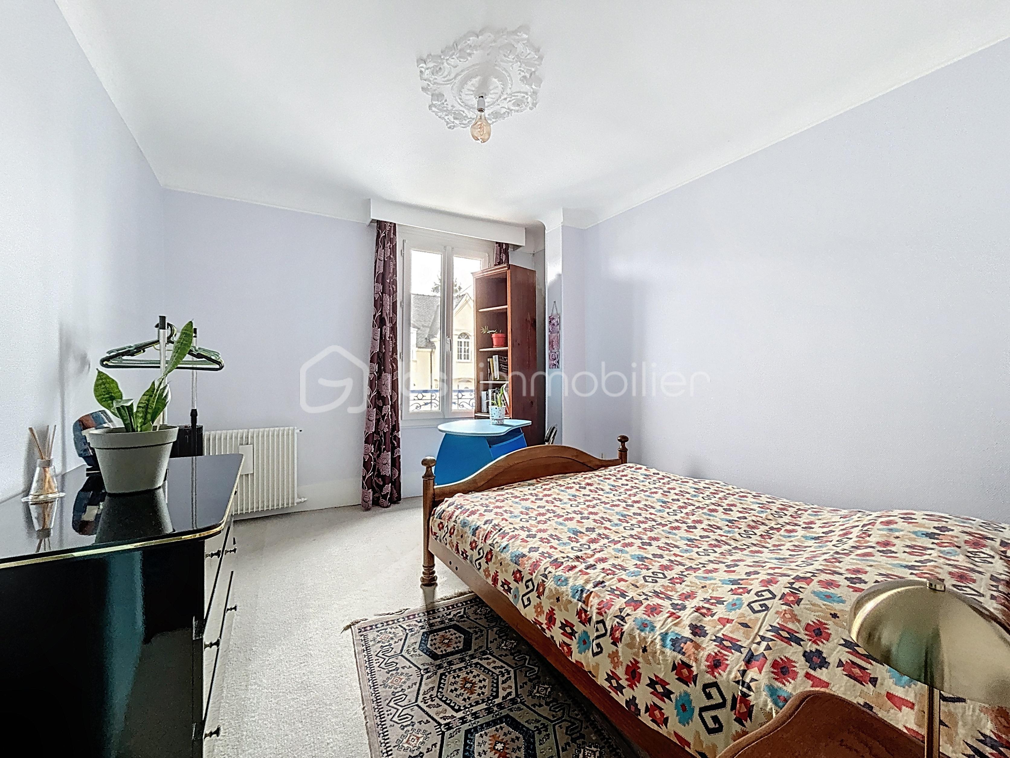 Maison de 100 m² - chambre1-etage1.jpg