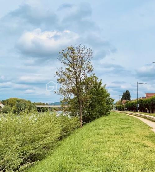 Maison de 100 m² - quai de seine2.jpg