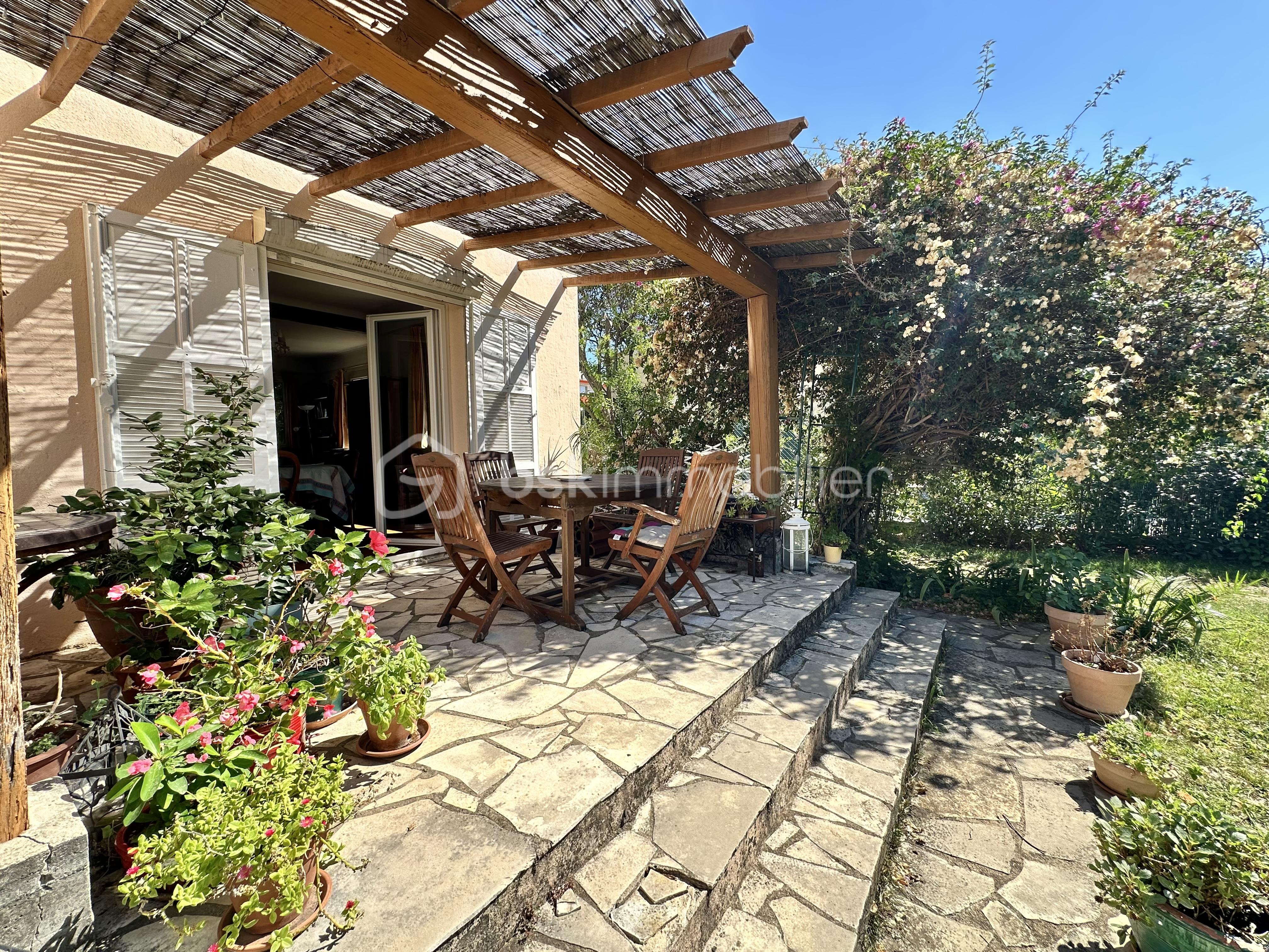 Maison 4 pièces 95 m² · à Cagnes-sur-Mer · 95 m² · 560 000 €