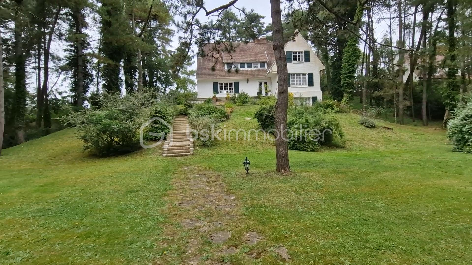 Demeure de 235 m² - videoframe_1688.png