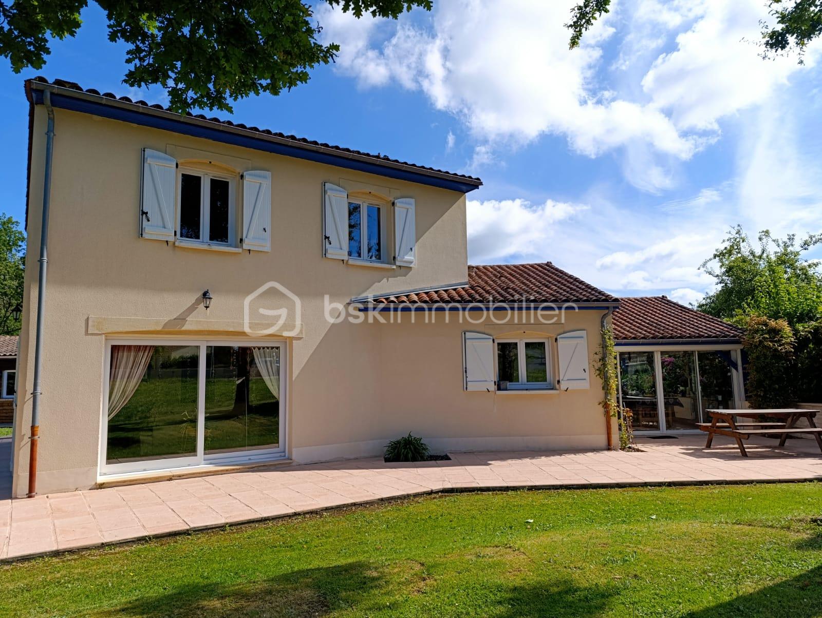 Maison de 164 m² - d1822ae6-2a49-4d61-b2ec-c954c439dd44.JPG