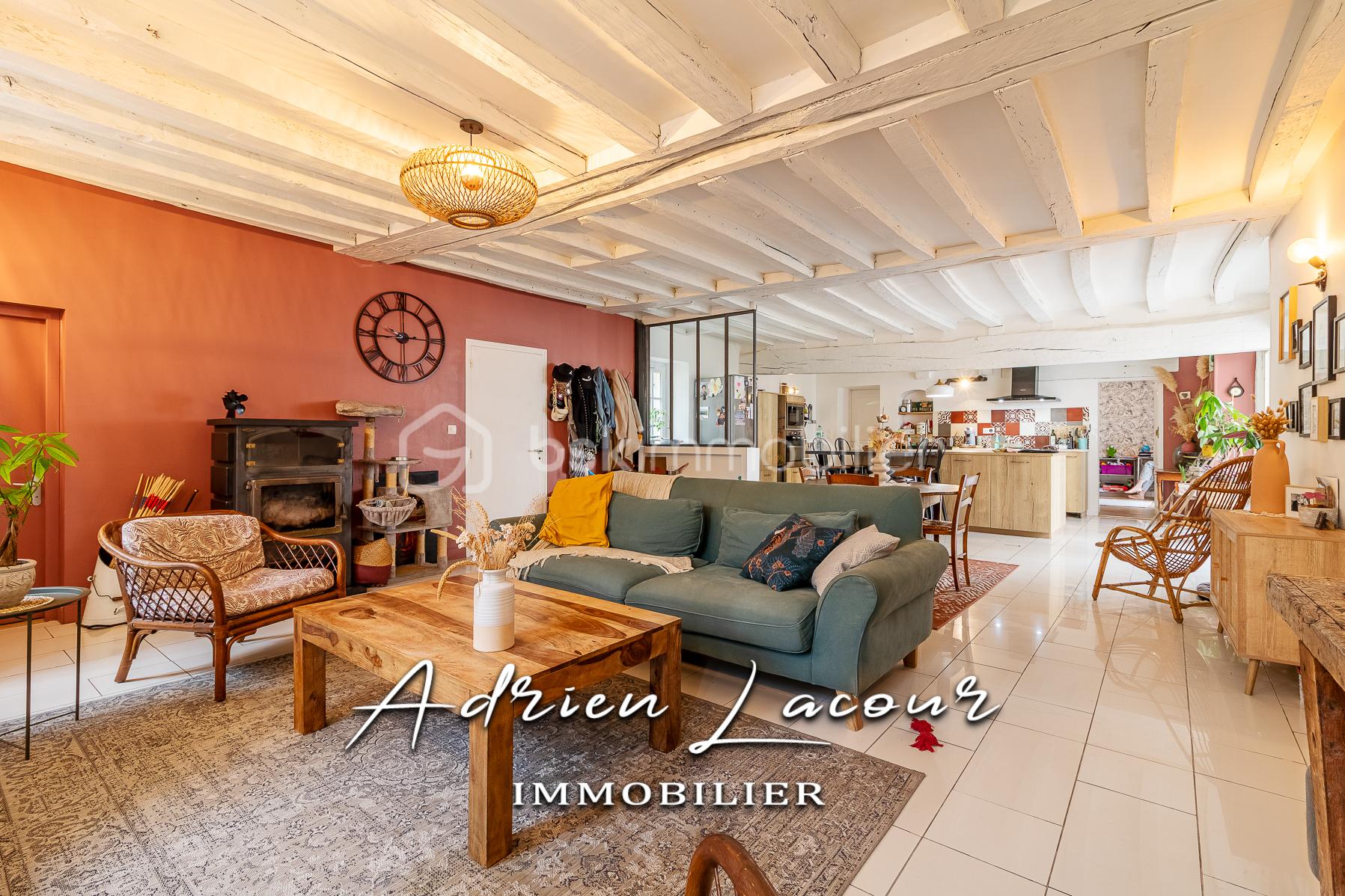 Maison 9 pièces 181 m² · à Romorantin-Lanthenay · 181 m² · 252 000 €