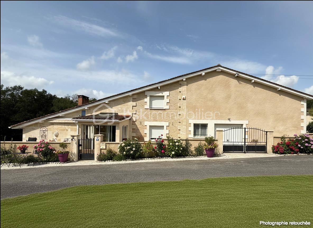 Maison de 145 m² - Façade.jpg