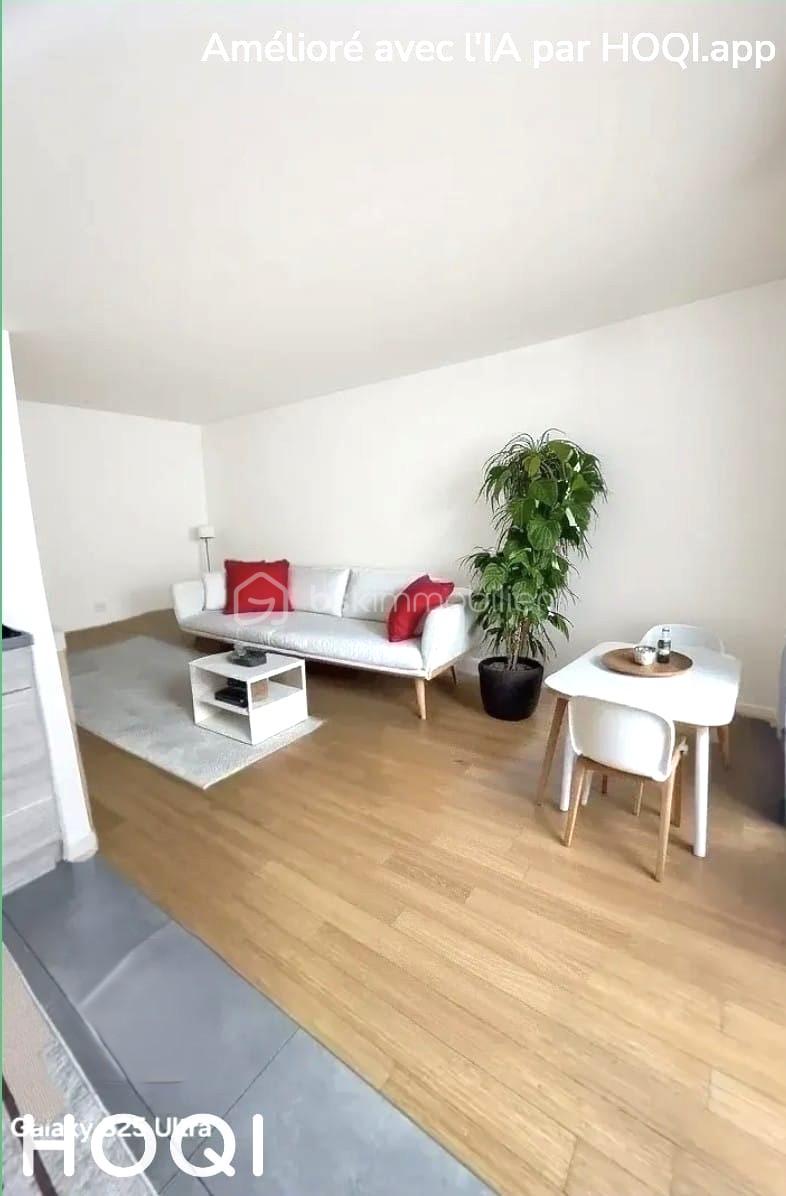 Appartement de 46 m² - PHOTO SALON HOQI.jpg